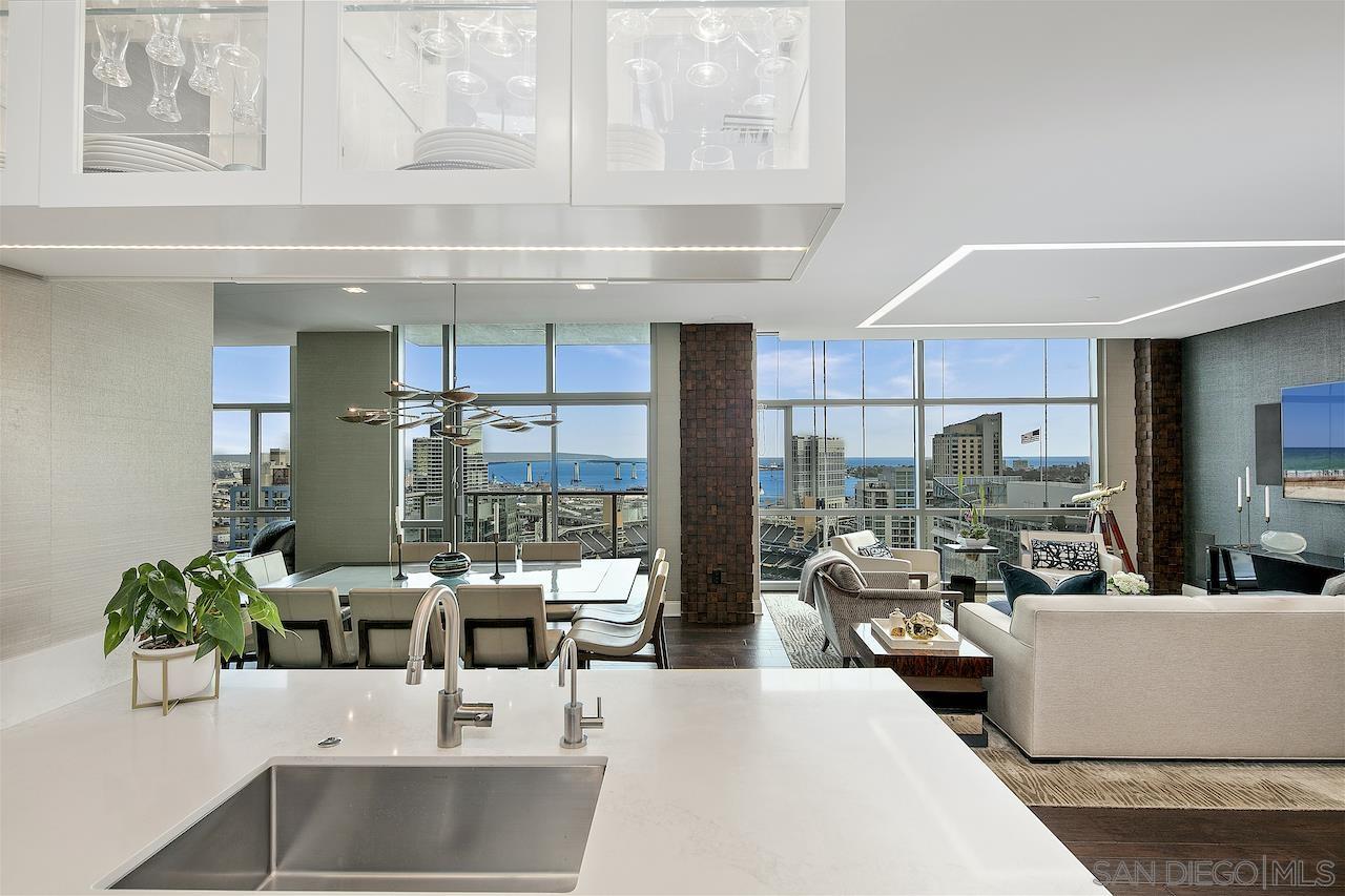 Detail Gallery Image 14 of 39 For 800  the Mark Ln  2803, San Diego,  CA 92101 - 3 Beds | 3 Baths