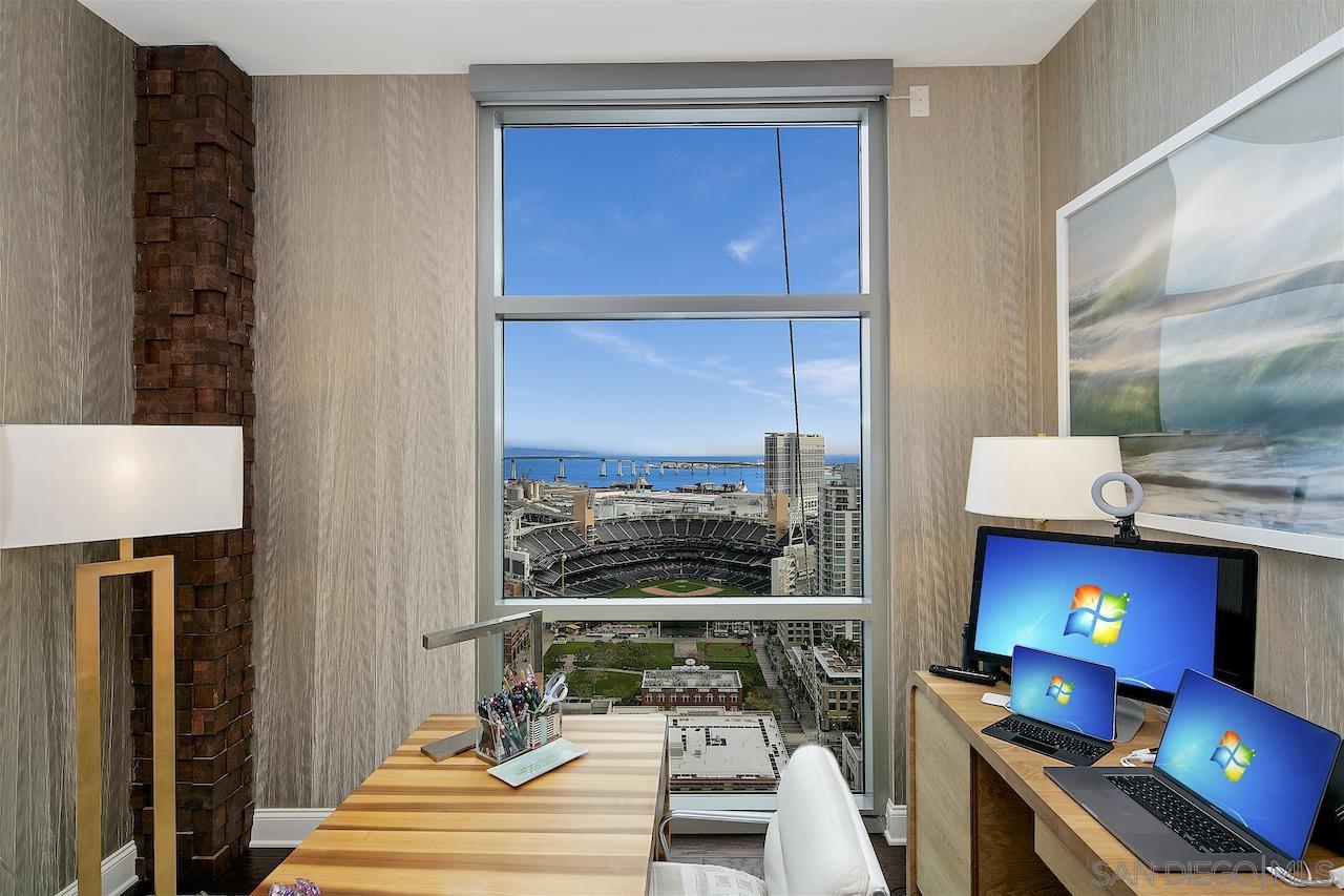 Detail Gallery Image 24 of 39 For 800  the Mark Ln  2803, San Diego,  CA 92101 - 3 Beds | 3 Baths