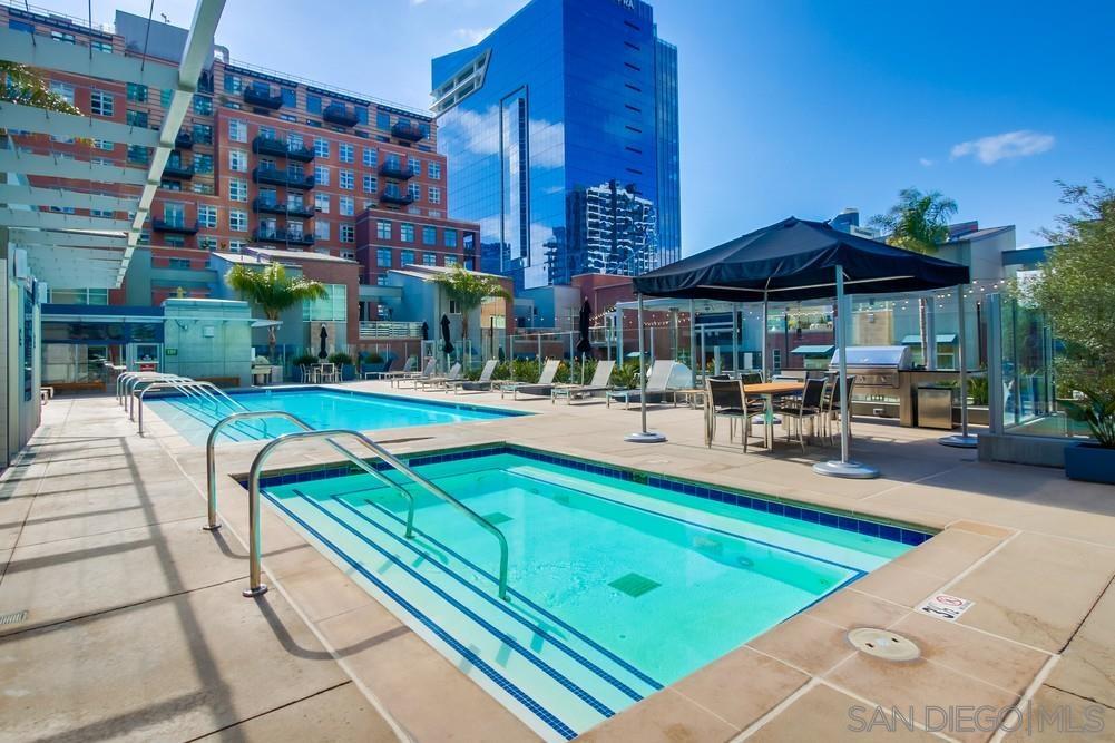 Detail Gallery Image 35 of 39 For 800  the Mark Ln  2803, San Diego,  CA 92101 - 3 Beds | 3 Baths