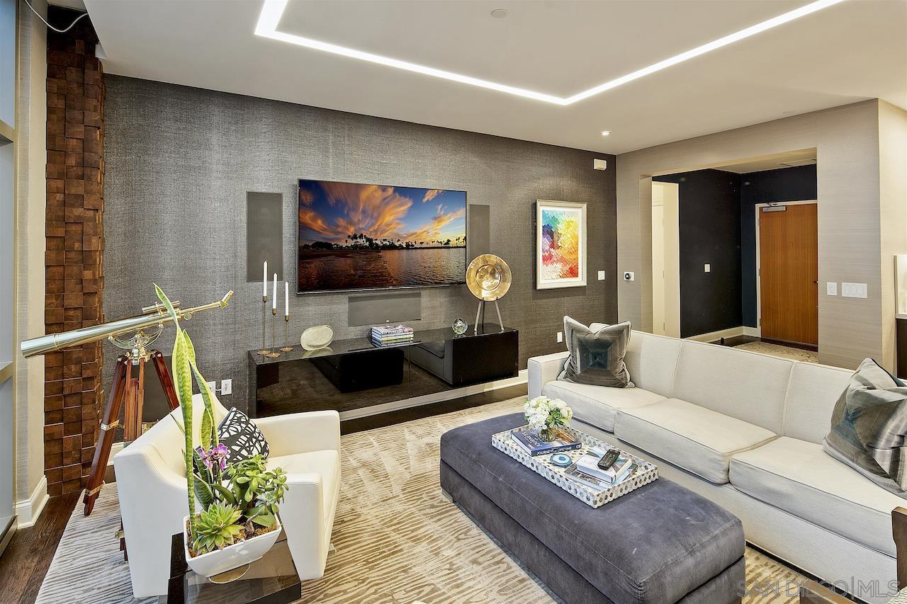 Detail Gallery Image 6 of 39 For 800  the Mark Ln  2803, San Diego,  CA 92101 - 3 Beds | 3 Baths