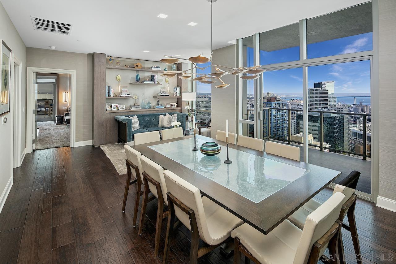 Detail Gallery Image 7 of 39 For 800  the Mark Ln  2803, San Diego,  CA 92101 - 3 Beds | 3 Baths