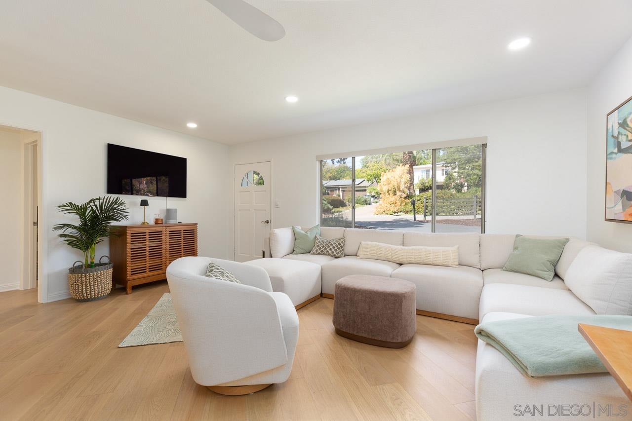 Detail Gallery Image 7 of 32 For 4550  Dickey Dr, La Mesa,  CA 91941 - 2 Beds | 1 Baths