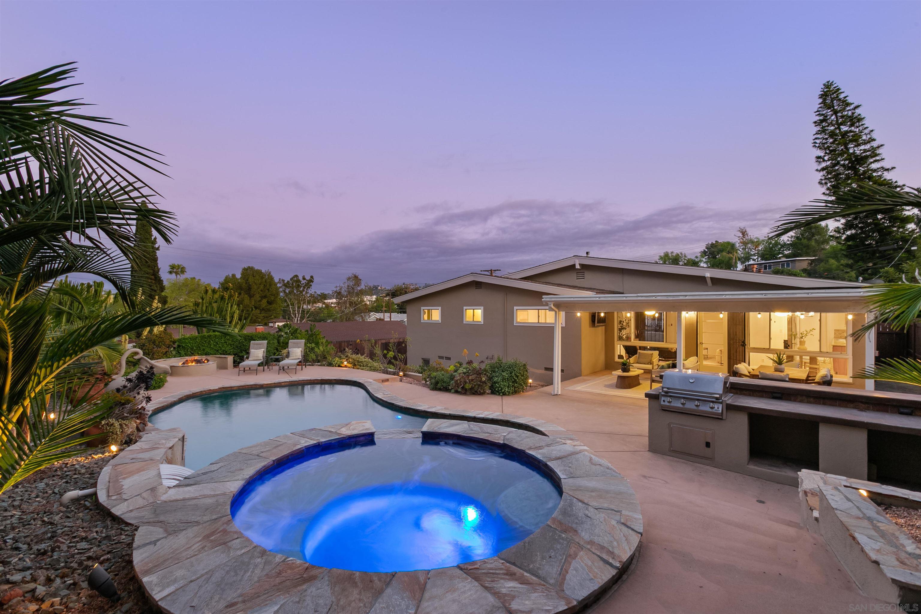 Front Image Thumbnail for SD260005573