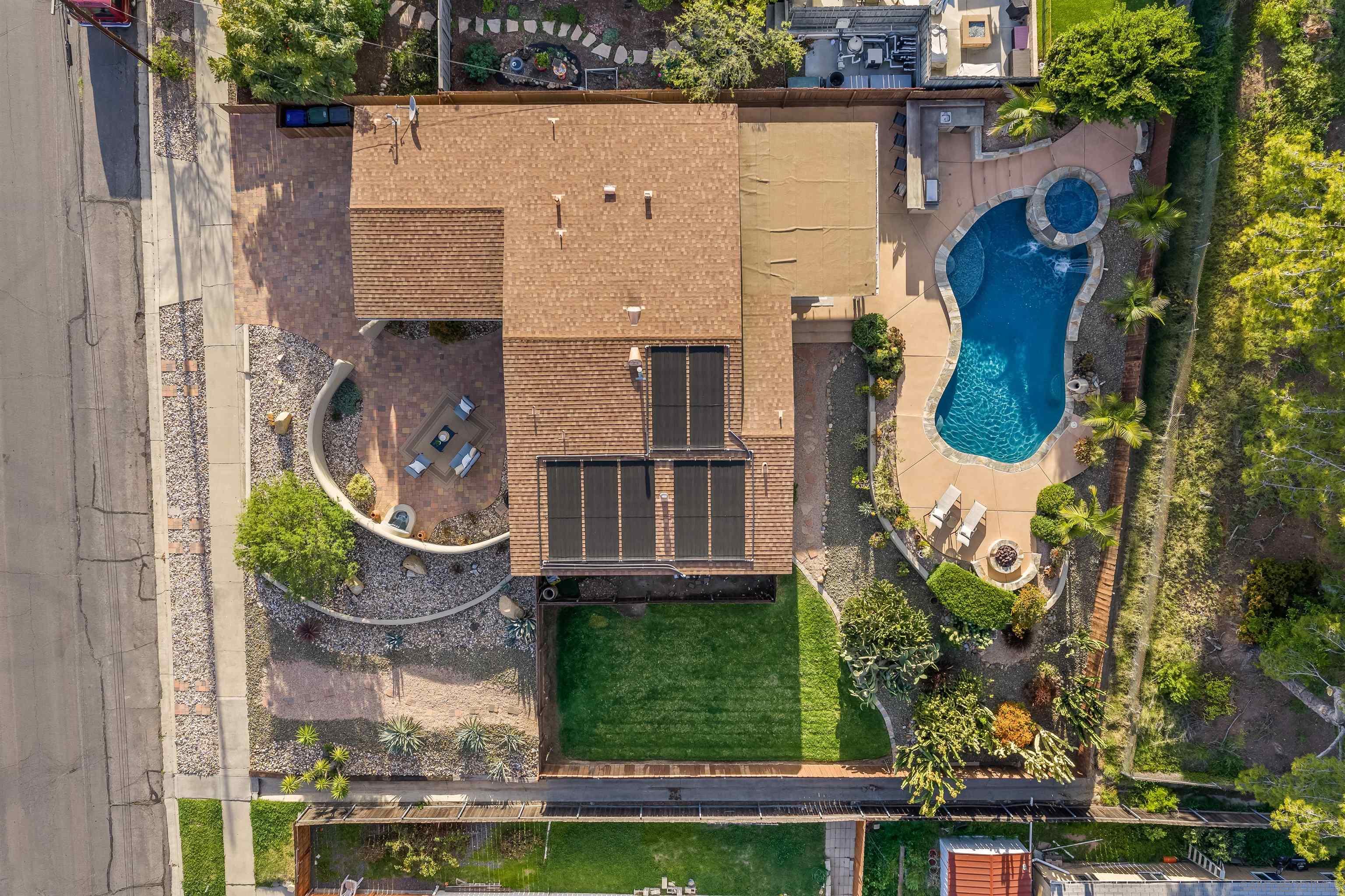 Detail Gallery Image 11 of 55 For 8170  Laird St, La Mesa,  CA 91942 - 3 Beds | 2 Baths