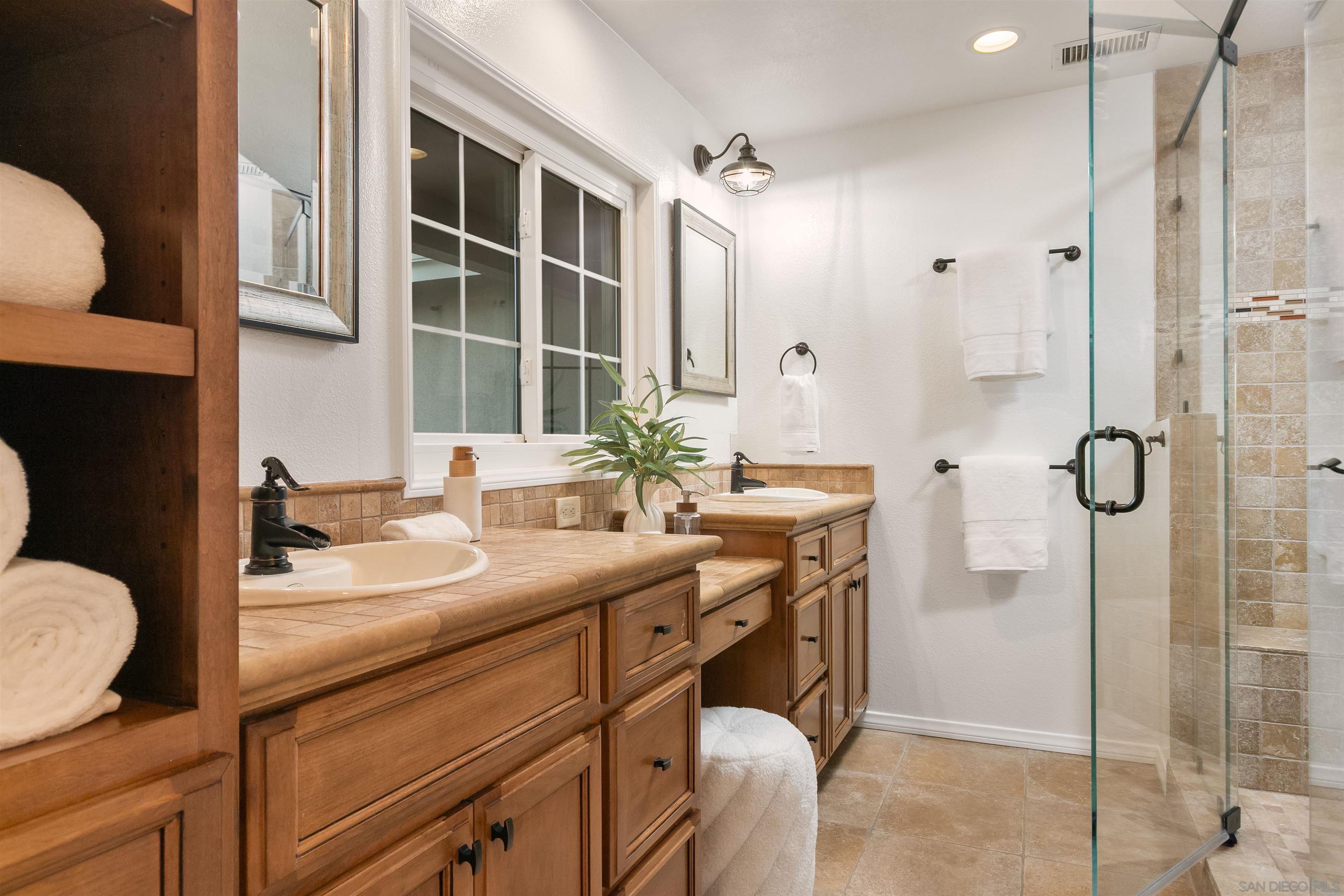 Detail Gallery Image 22 of 55 For 8170  Laird St, La Mesa,  CA 91942 - 3 Beds | 2 Baths