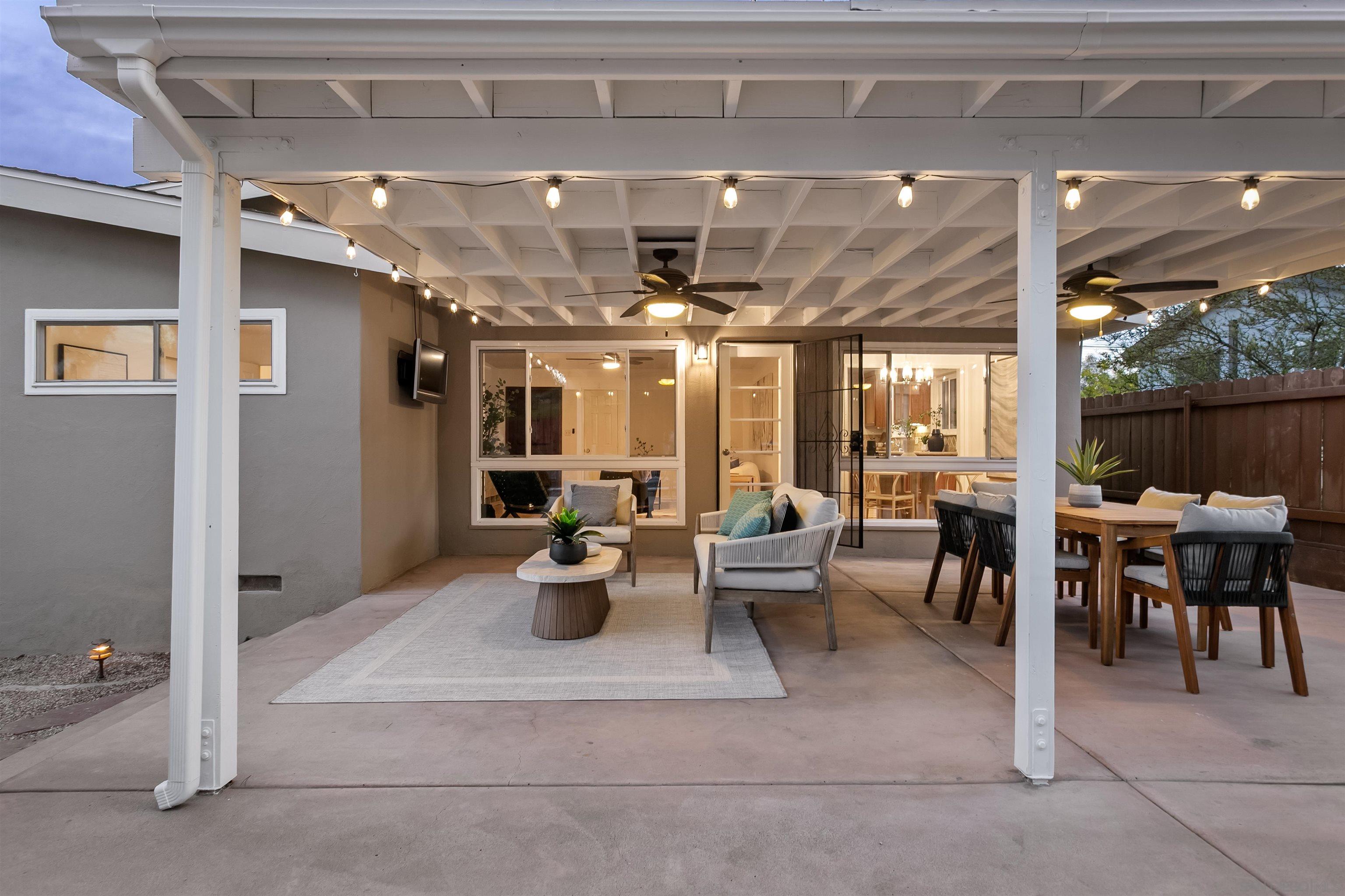 Detail Gallery Image 9 of 55 For 8170  Laird St, La Mesa,  CA 91942 - 3 Beds | 2 Baths