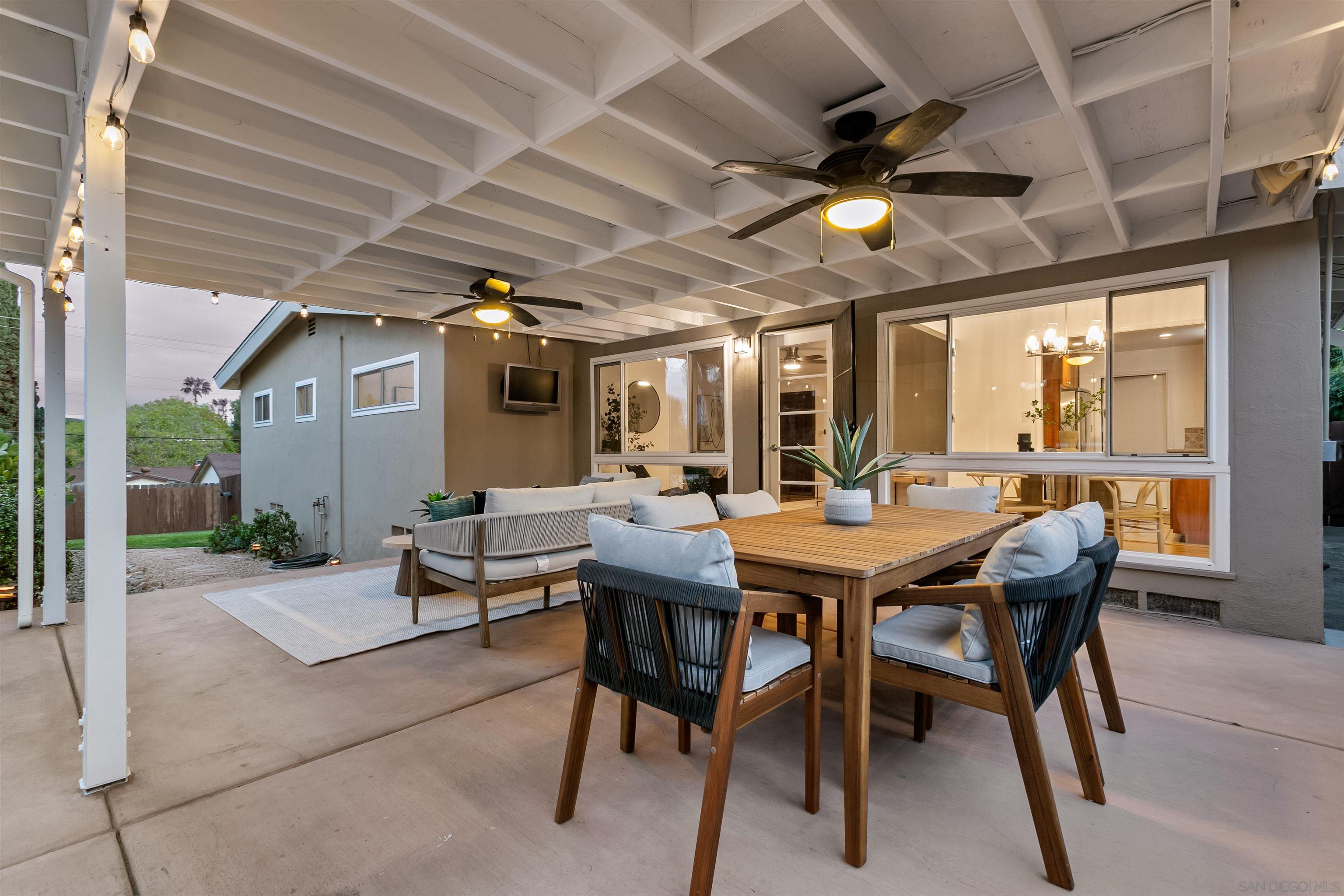 Detail Gallery Image 10 of 55 For 8170  Laird St, La Mesa,  CA 91942 - 3 Beds | 2 Baths