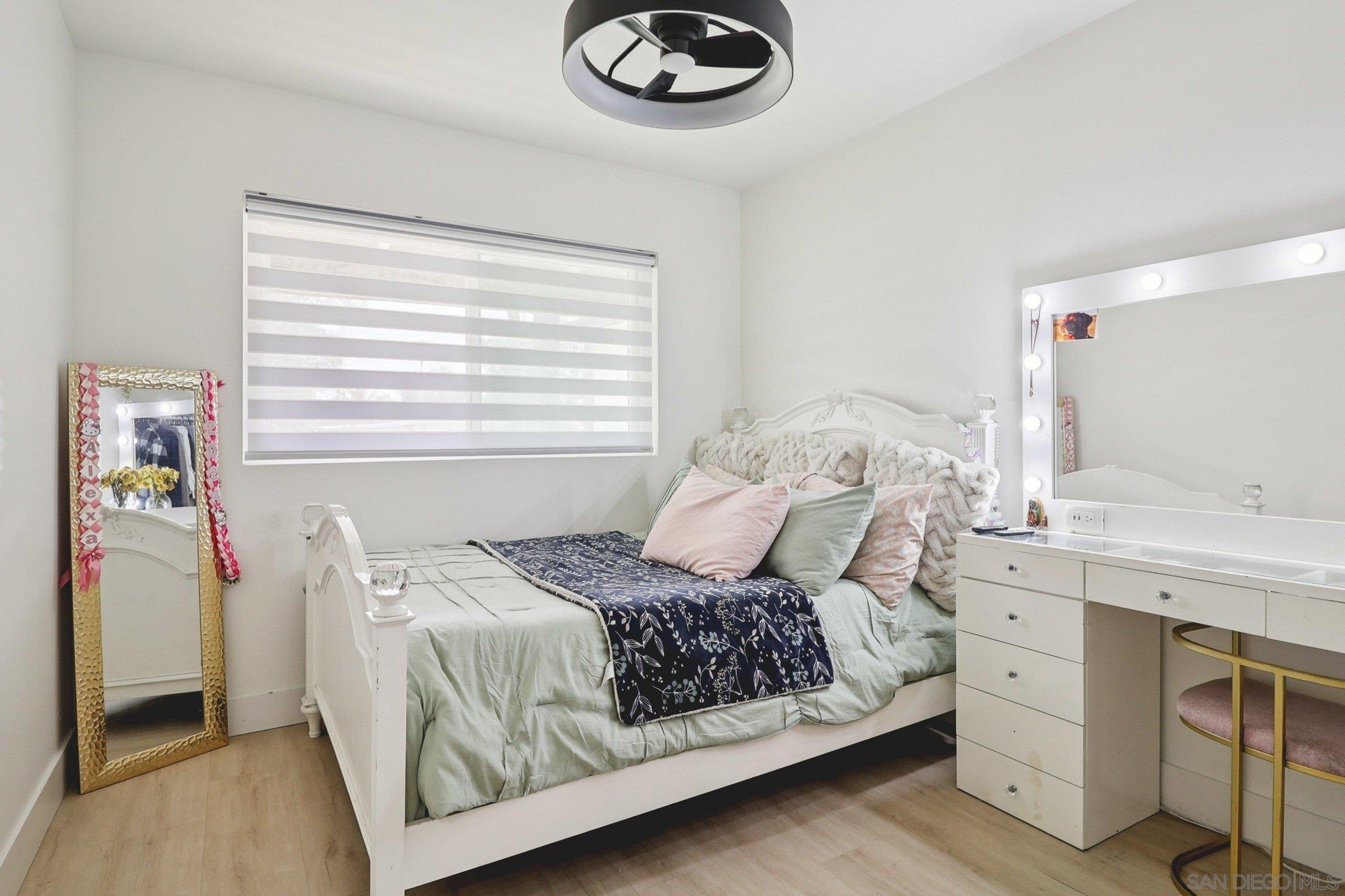 Detail Gallery Image 15 of 20 For 2016  Oak Hill Dr, Escondido,  CA 92027 - 3 Beds | 2 Baths