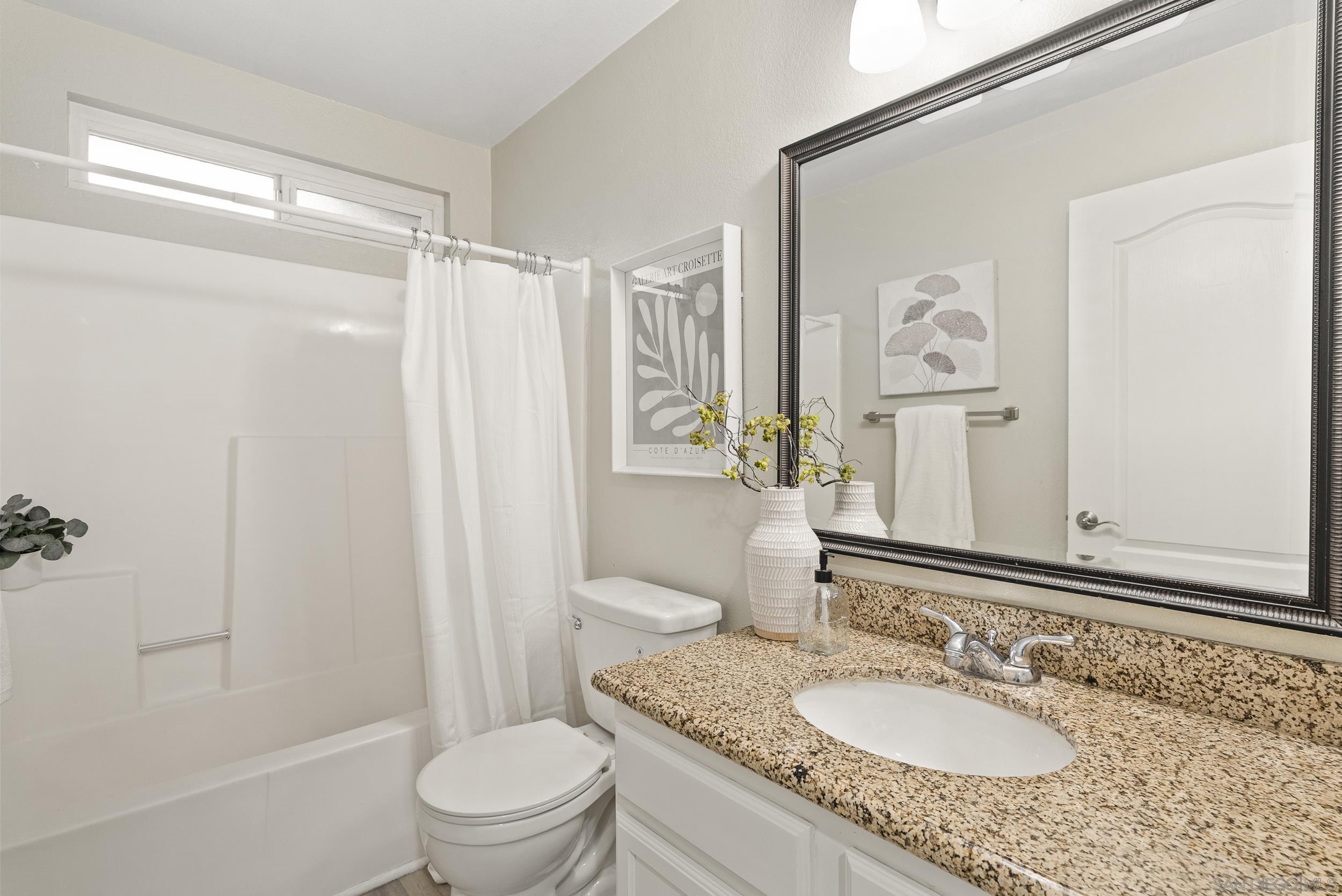 Detail Gallery Image 15 of 22 For 522  Calle Montecito  #114,  Oceanside,  CA 92057 - 2 Beds | 2 Baths