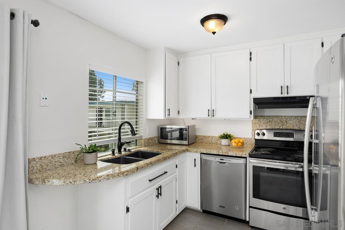 Detail Gallery Image 4 of 29 For 4099  Huerfano Ave  #124,  San Diego,  CA 92117 - 2 Beds | 1 Baths