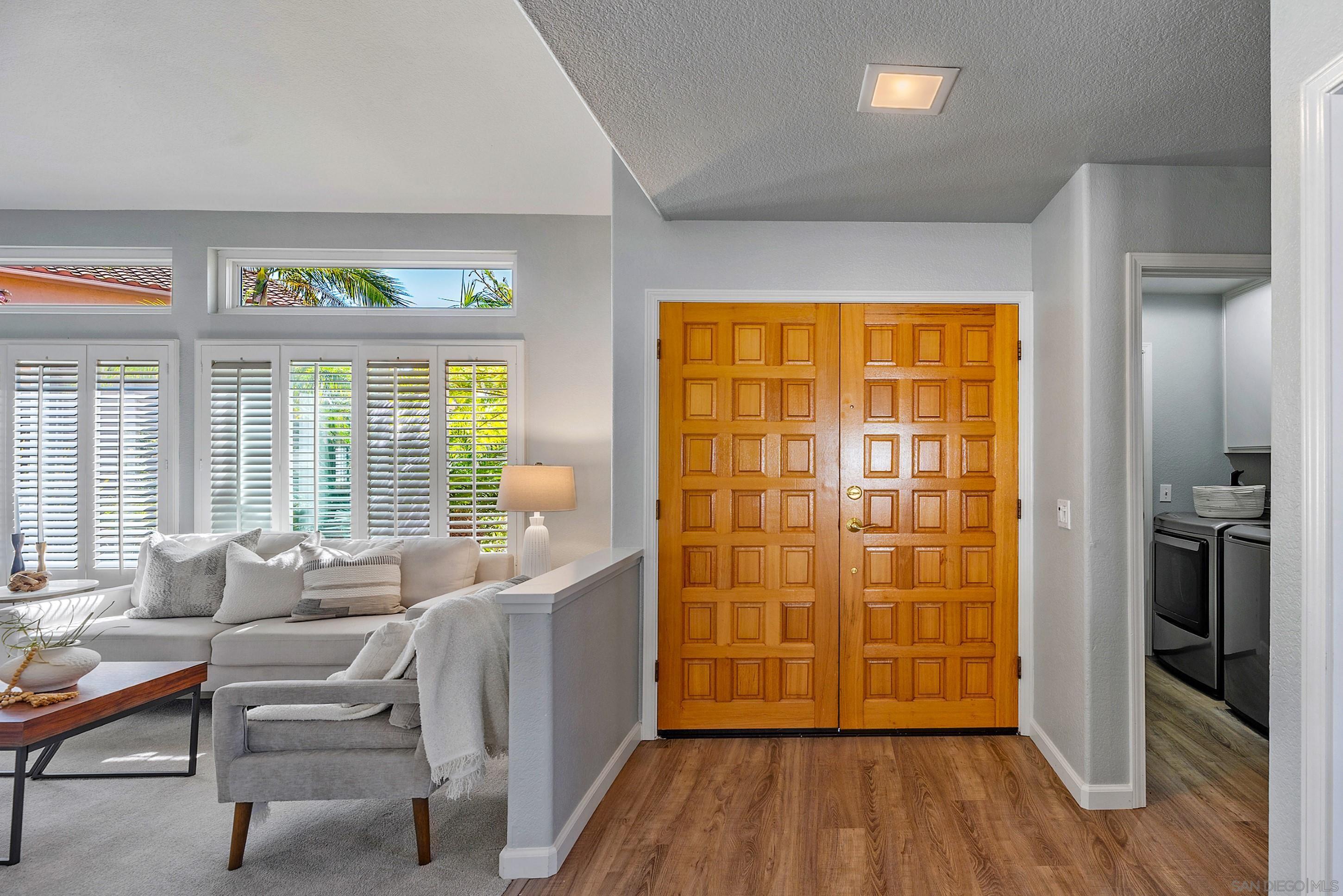 Detail Gallery Image 12 of 56 For 2622  Half Dome Pl, Carlsbad,  CA 92010 - 4 Beds | 3 Baths