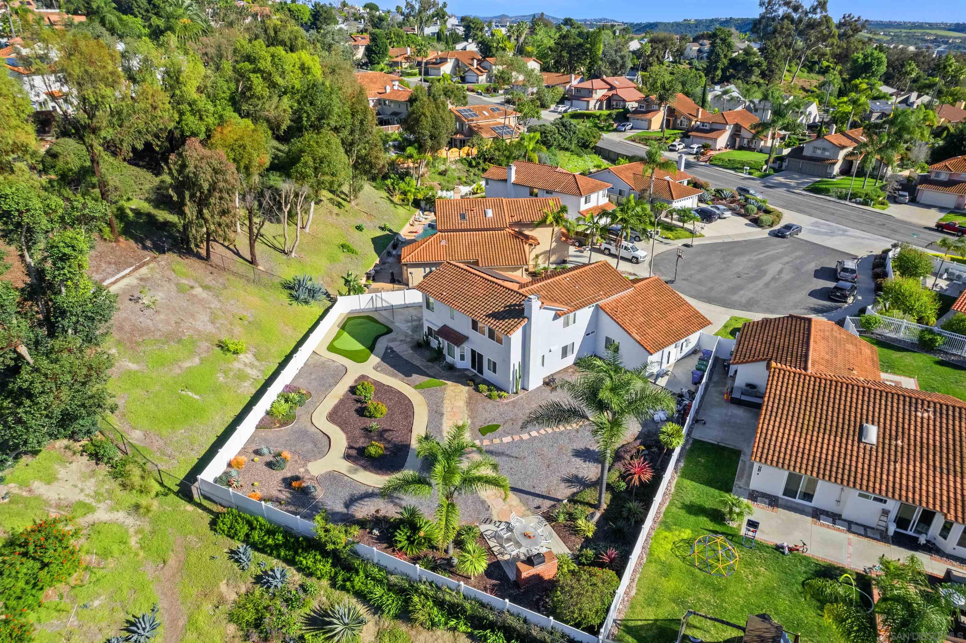 Detail Gallery Image 3 of 56 For 2622  Half Dome Pl, Carlsbad,  CA 92010 - 4 Beds | 3 Baths