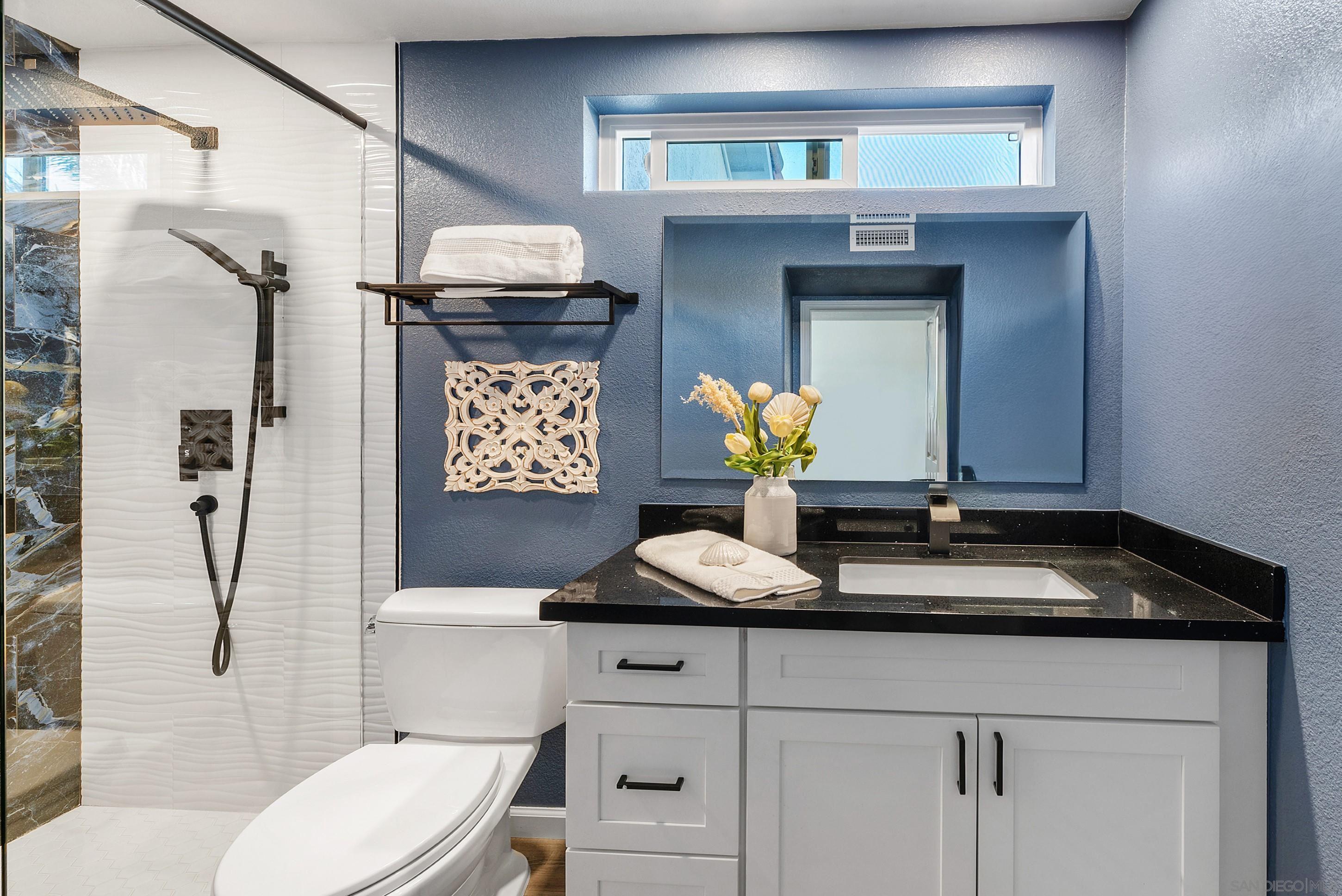 Detail Gallery Image 21 of 56 For 2622  Half Dome Pl, Carlsbad,  CA 92010 - 4 Beds | 3 Baths