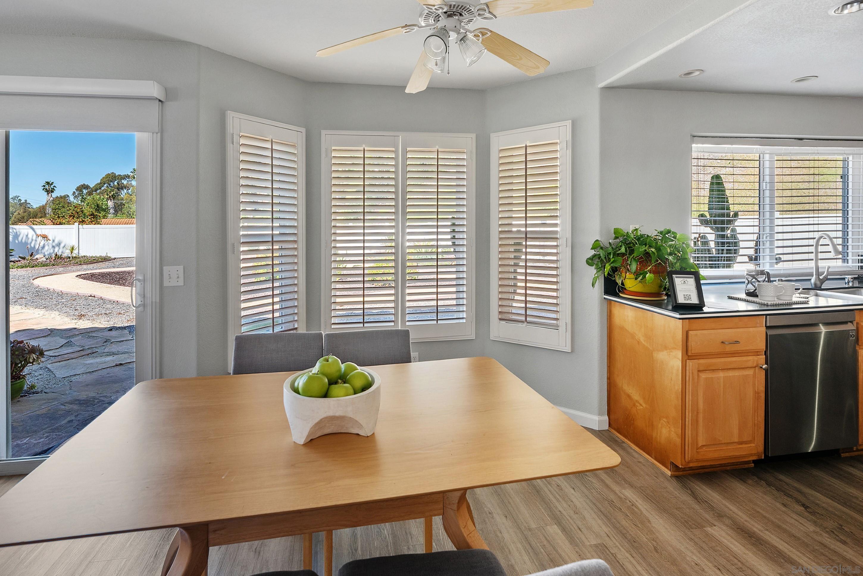 Detail Gallery Image 30 of 56 For 2622  Half Dome Pl, Carlsbad,  CA 92010 - 4 Beds | 3 Baths