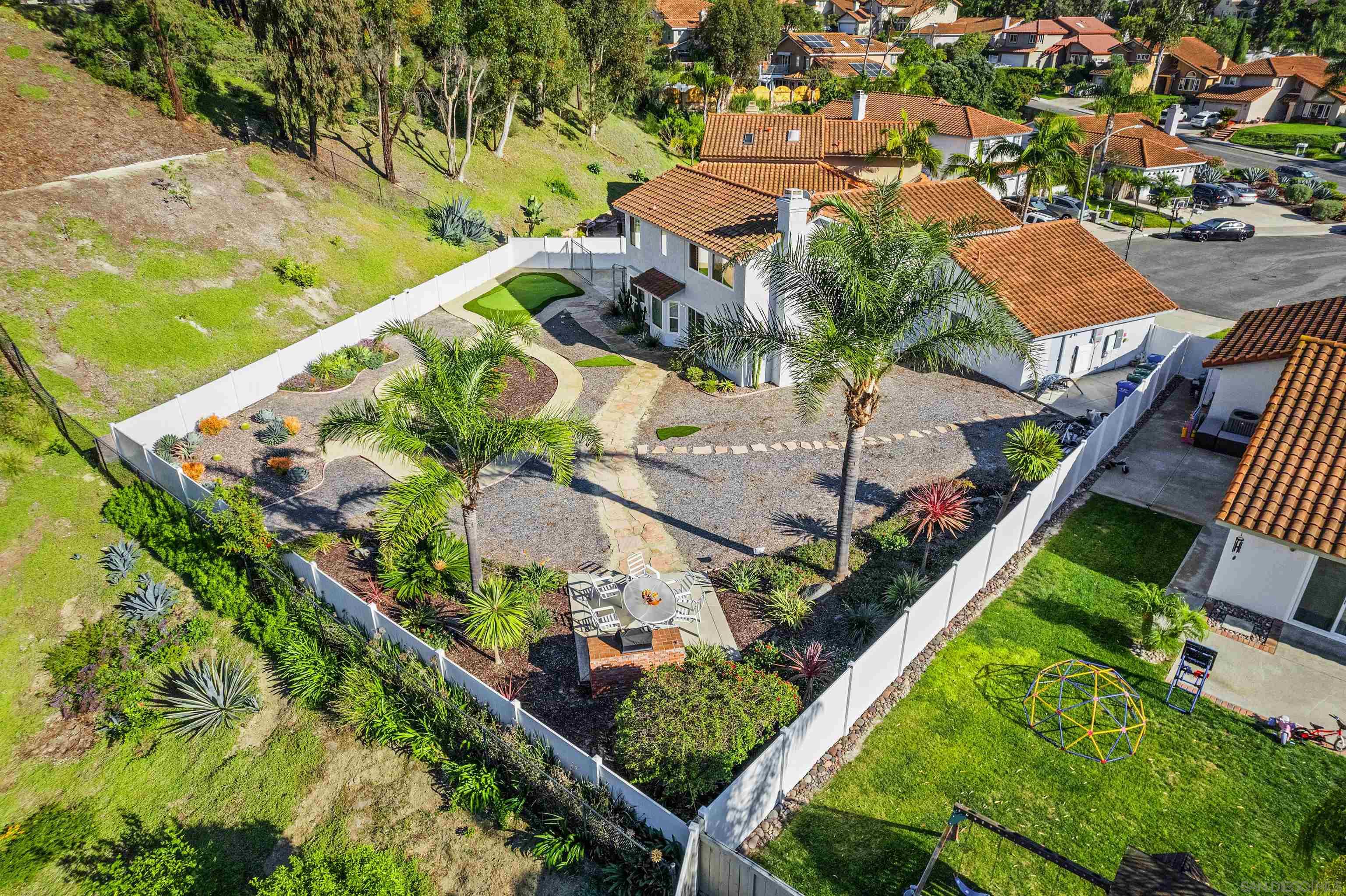 Detail Gallery Image 7 of 56 For 2622  Half Dome Pl, Carlsbad,  CA 92010 - 4 Beds | 3 Baths