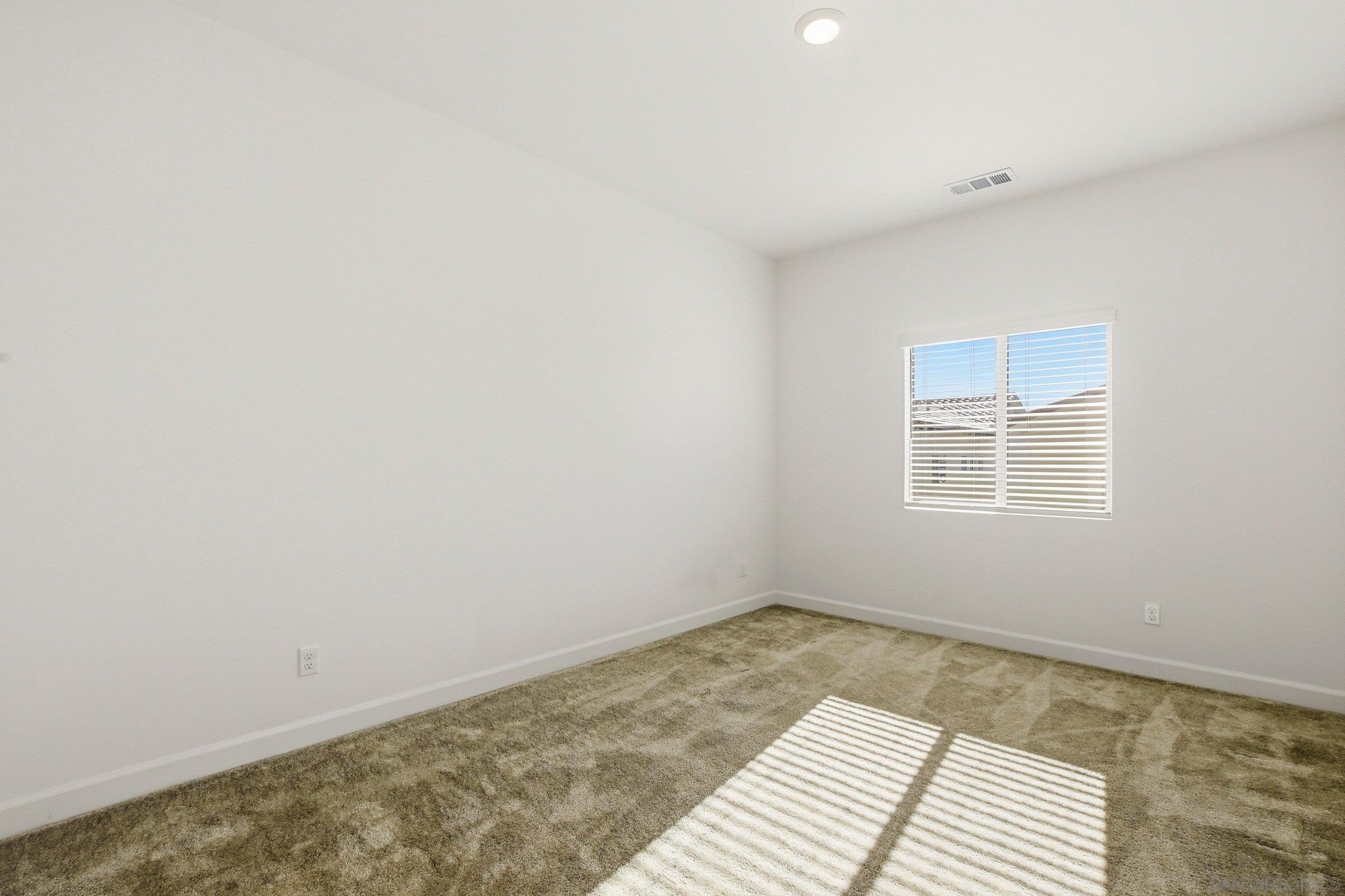 Detail Gallery Image 38 of 66 For 1512  Donze Ave, Chula Vista,  CA 91913 - 4 Beds | 3 Baths