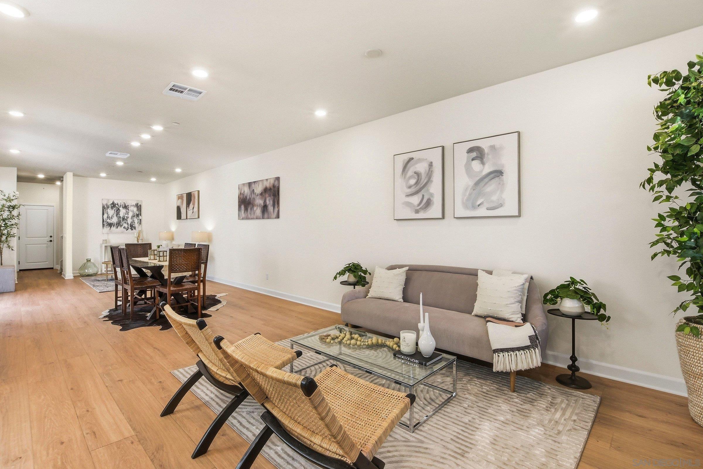 Detail Gallery Image 6 of 66 For 1512  Donze Ave, Chula Vista,  CA 91913 - 4 Beds | 3 Baths