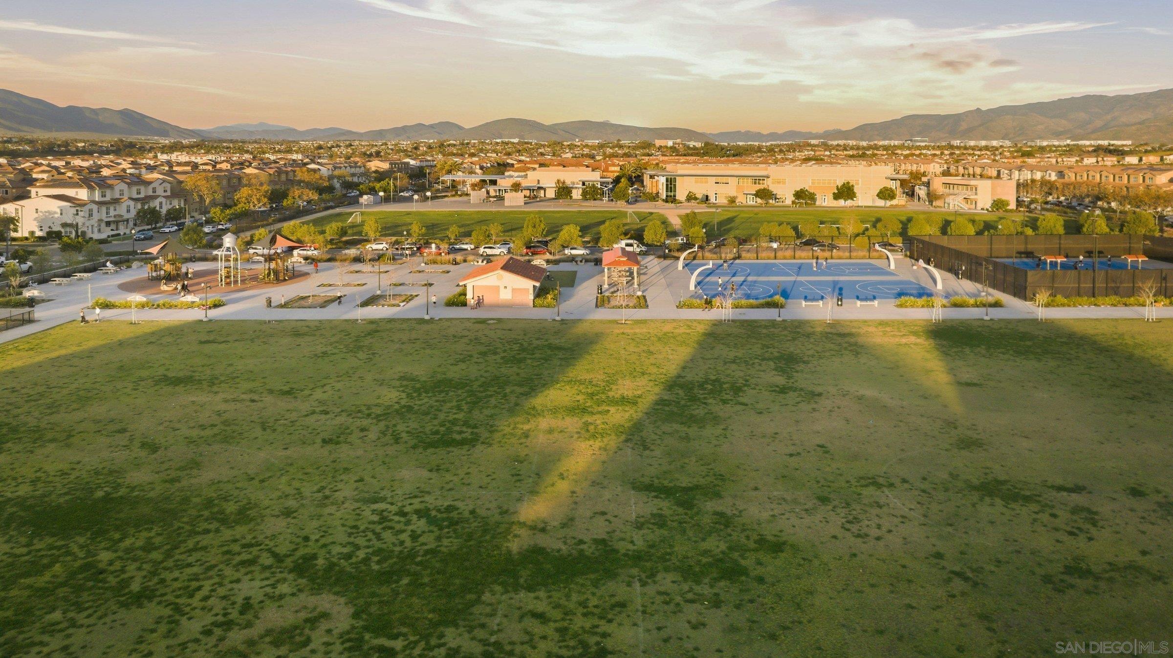 Detail Gallery Image 61 of 66 For 1512  Donze Ave, Chula Vista,  CA 91913 - 4 Beds | 3 Baths