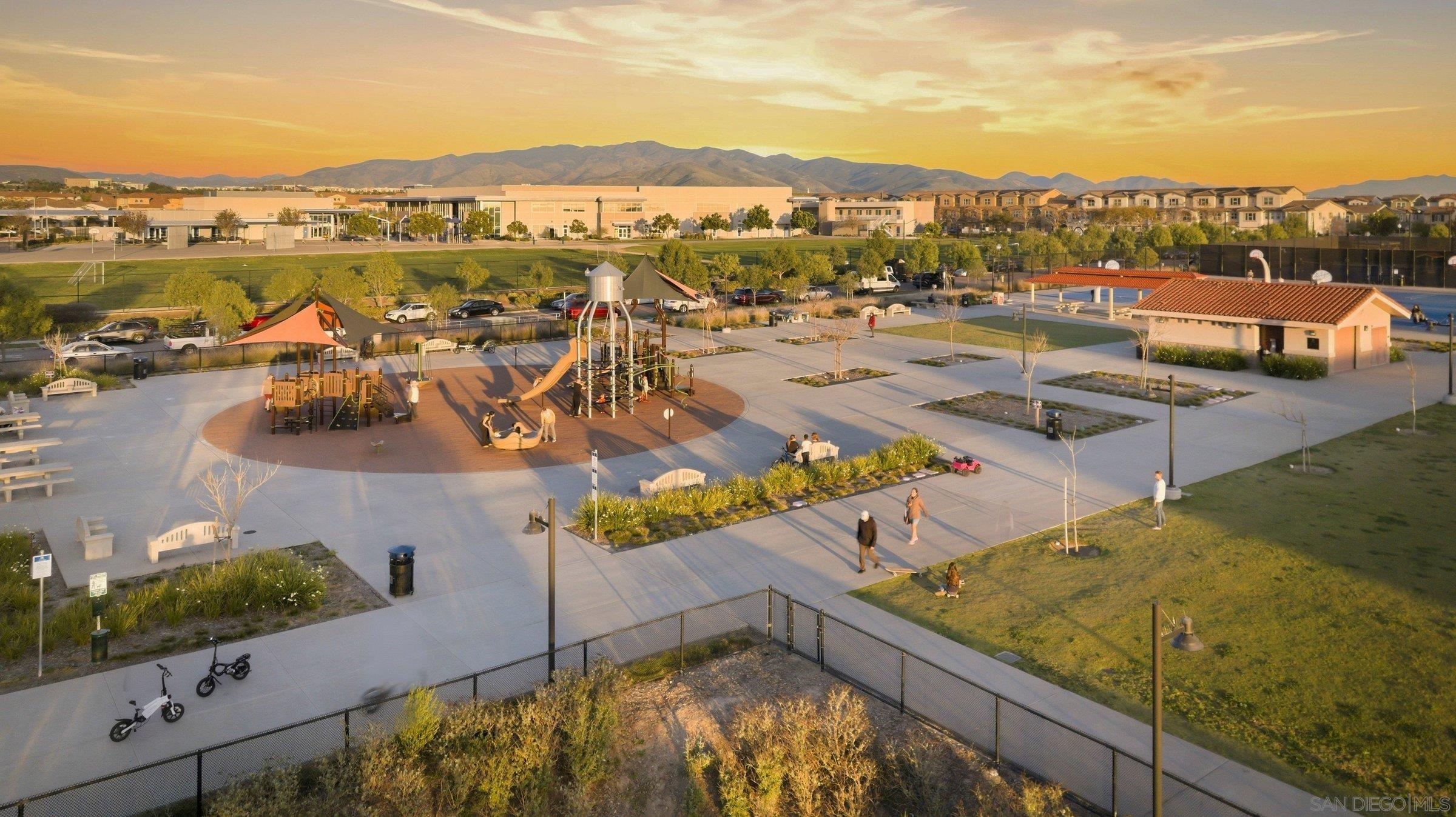 Detail Gallery Image 62 of 66 For 1512  Donze Ave, Chula Vista,  CA 91913 - 4 Beds | 3 Baths