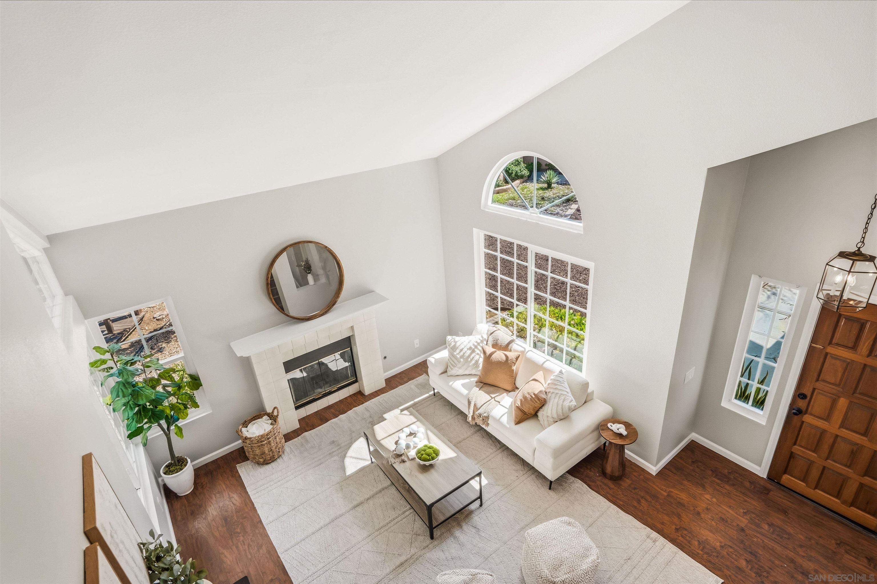 Detail Gallery Image 20 of 34 For 10684  Stanwell Pl, San Diego,  CA 92126 - 4 Beds | 2/1 Baths