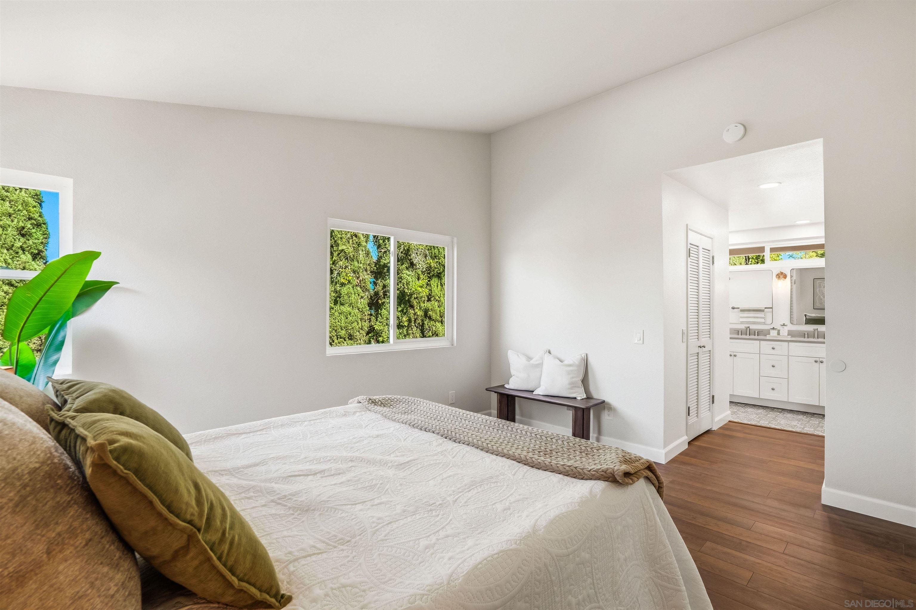 Detail Gallery Image 22 of 34 For 10684  Stanwell Pl, San Diego,  CA 92126 - 4 Beds | 2/1 Baths