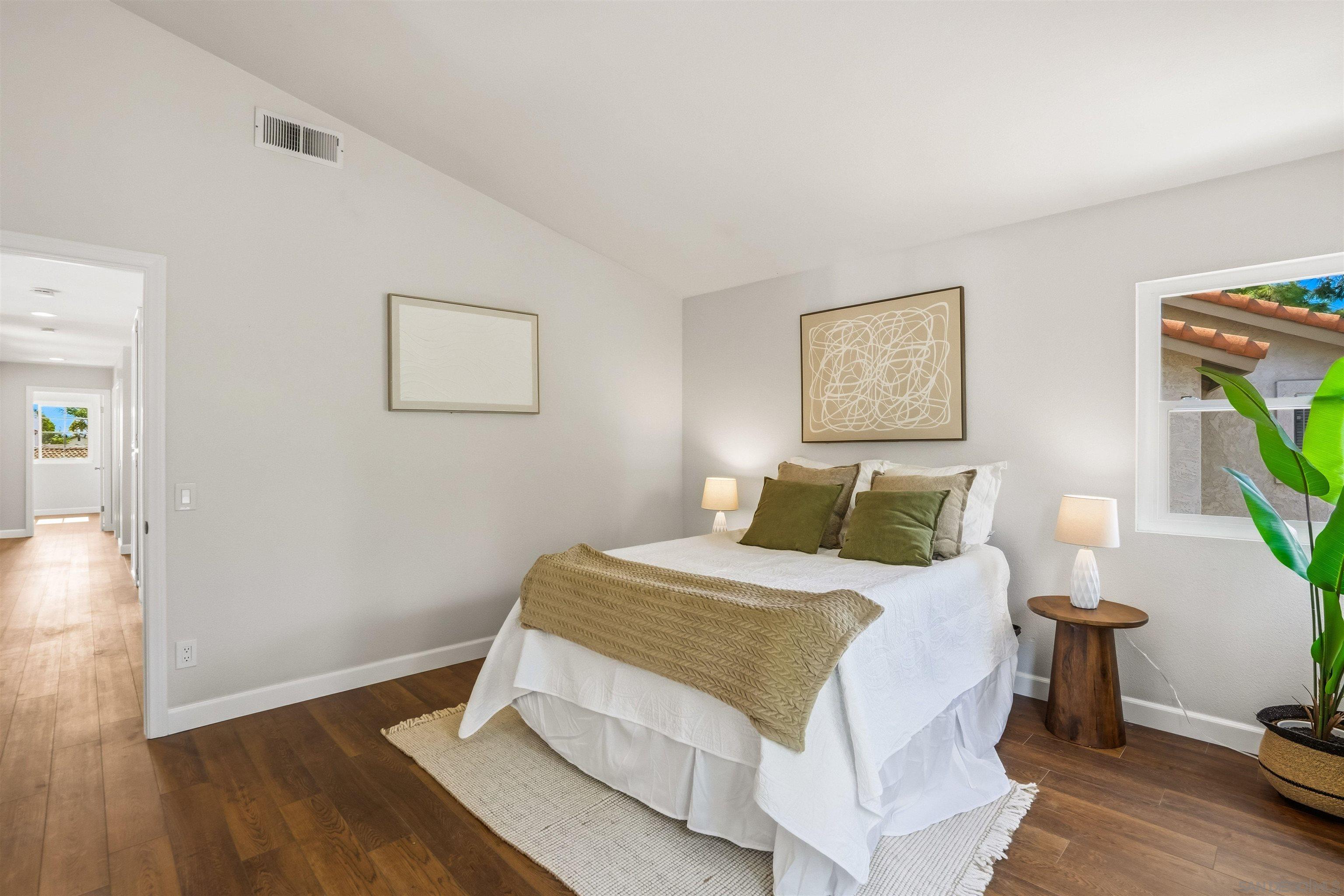 Detail Gallery Image 23 of 34 For 10684  Stanwell Pl, San Diego,  CA 92126 - 4 Beds | 2/1 Baths