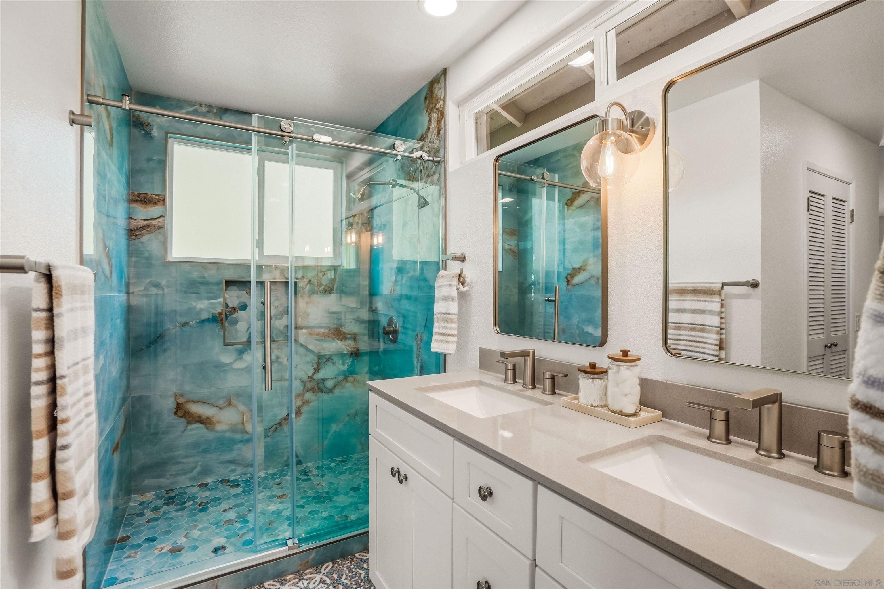 Detail Gallery Image 24 of 34 For 10684  Stanwell Pl, San Diego,  CA 92126 - 4 Beds | 2/1 Baths