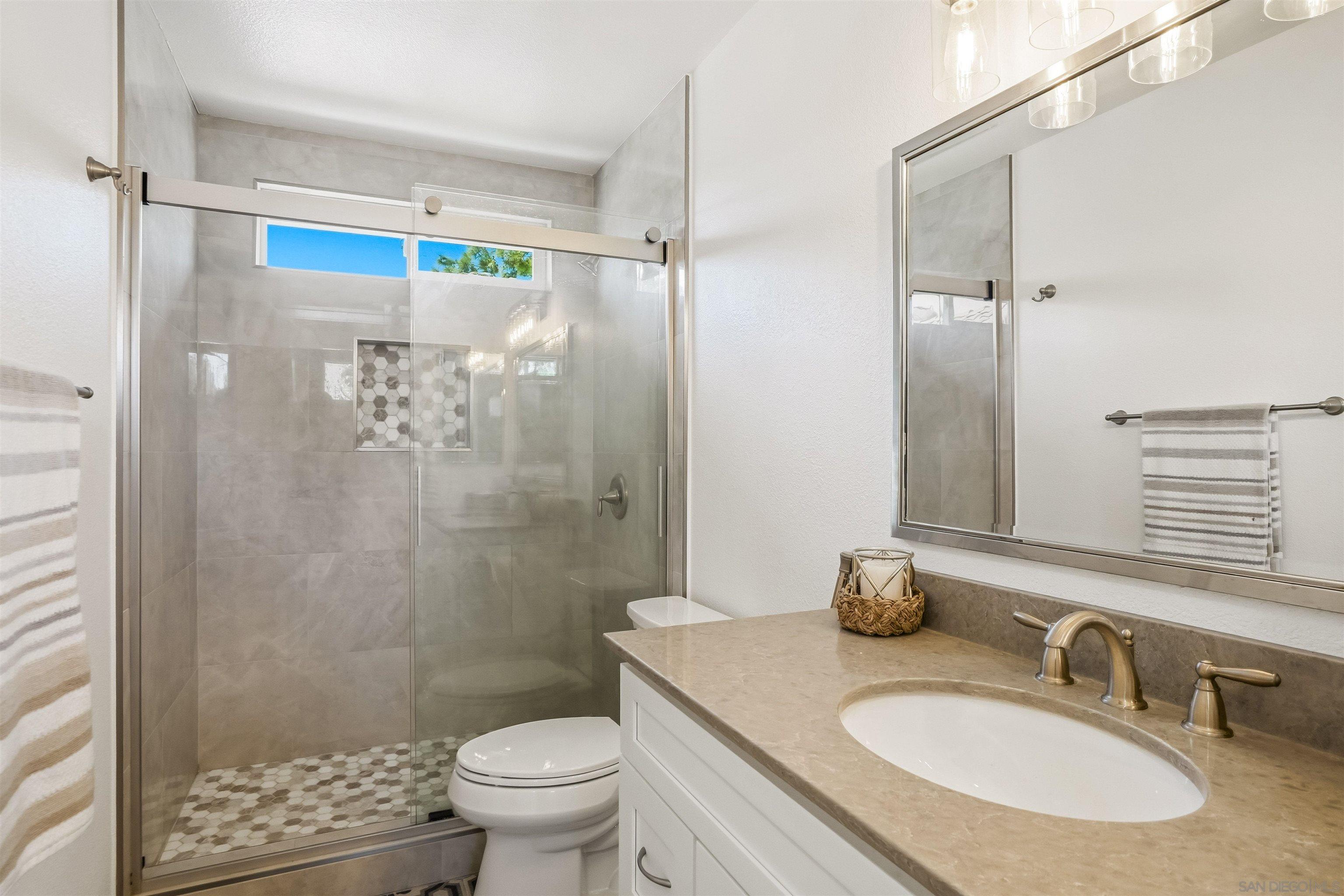 Detail Gallery Image 28 of 34 For 10684  Stanwell Pl, San Diego,  CA 92126 - 4 Beds | 2/1 Baths