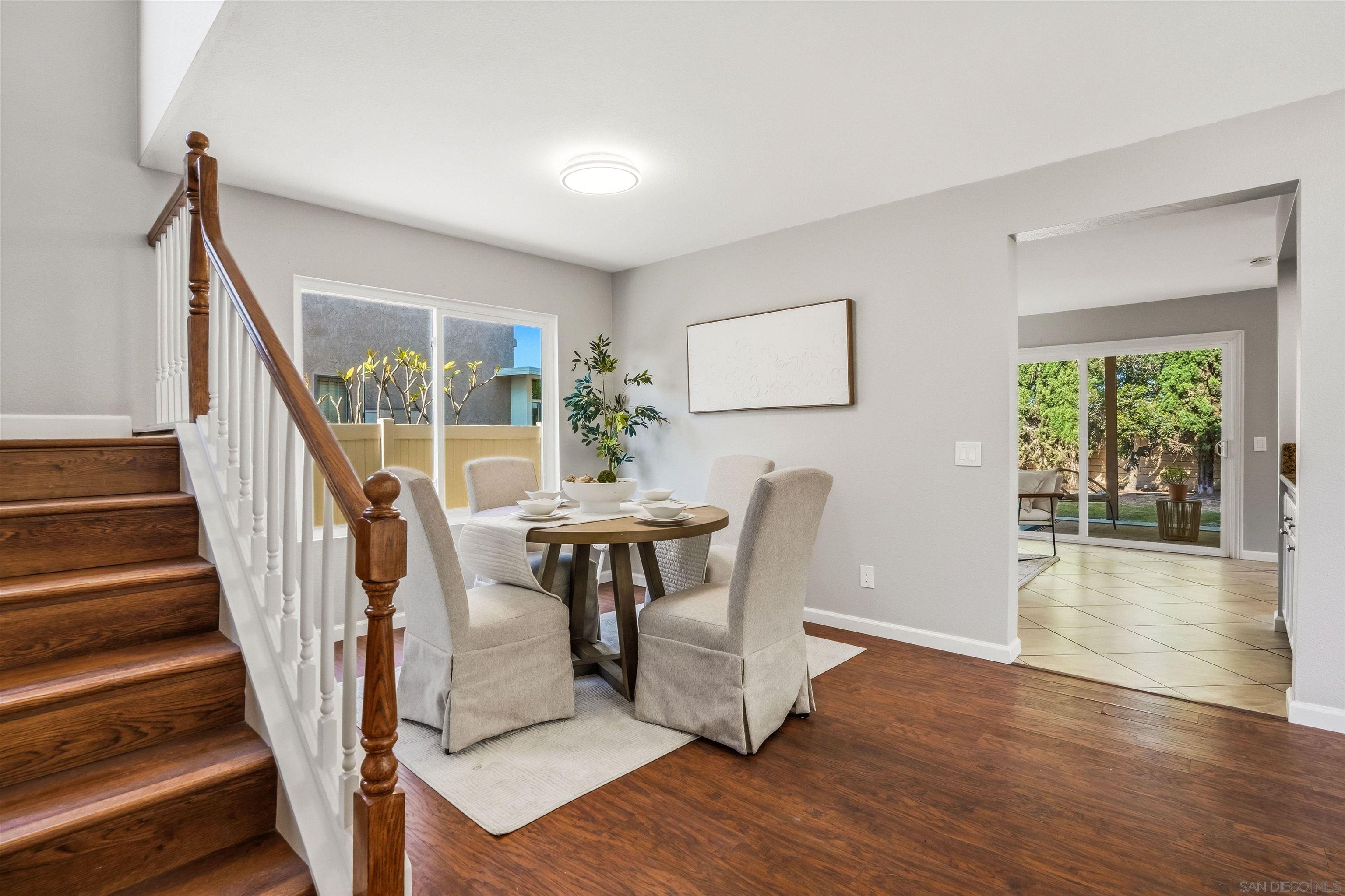 Detail Gallery Image 7 of 34 For 10684  Stanwell Pl, San Diego,  CA 92126 - 4 Beds | 2/1 Baths