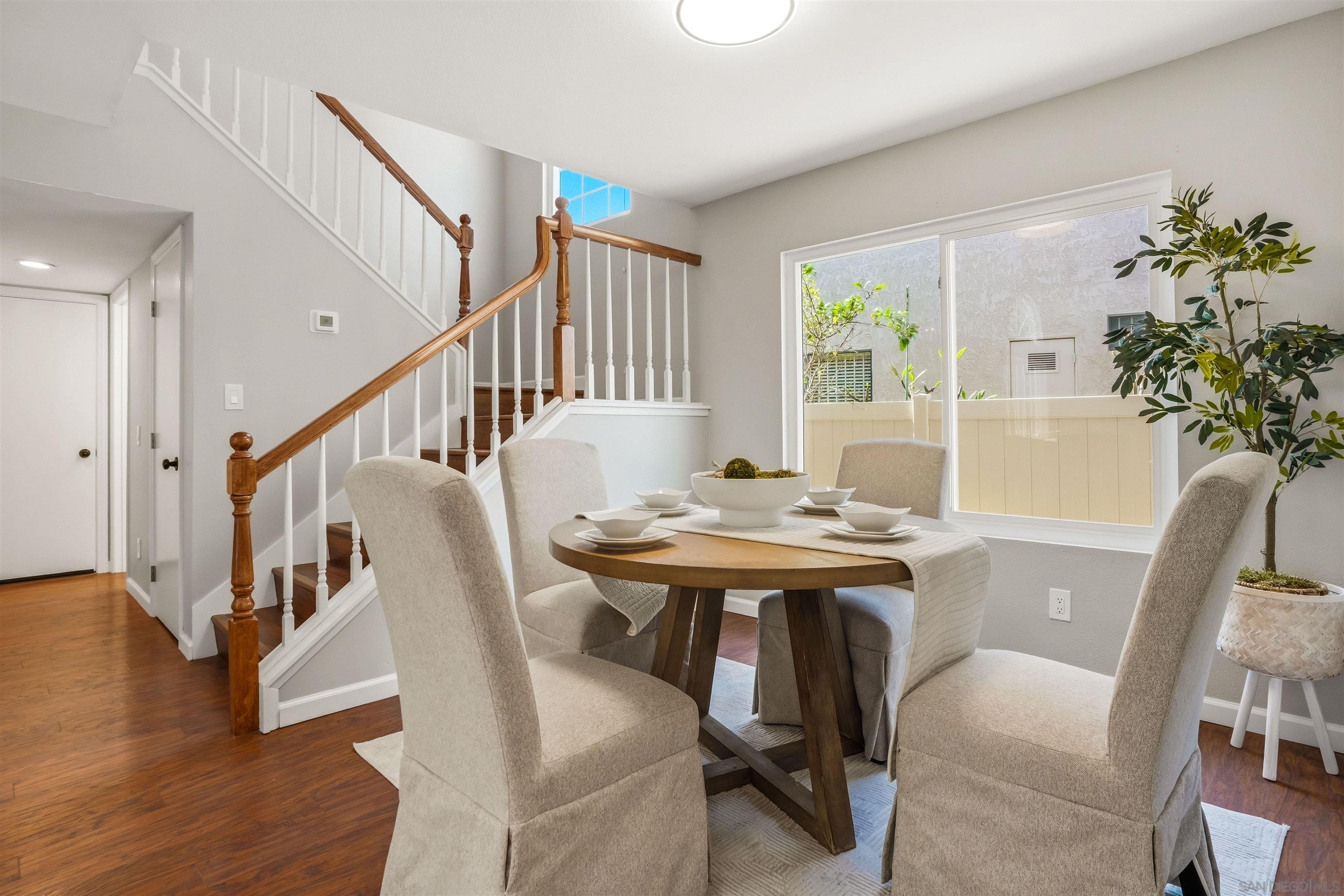 Detail Gallery Image 8 of 34 For 10684  Stanwell Pl, San Diego,  CA 92126 - 4 Beds | 2/1 Baths