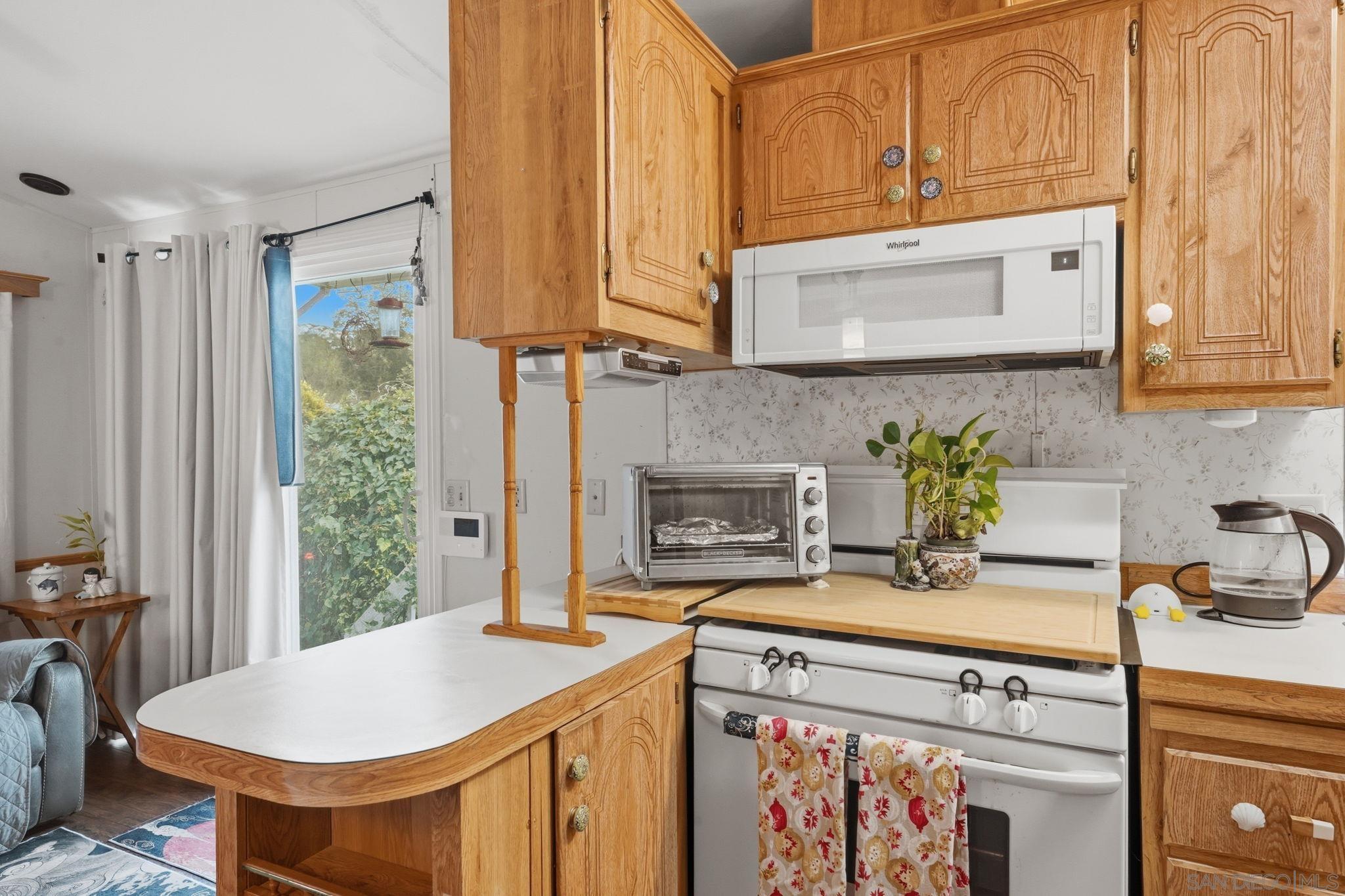 Detail Gallery Image 13 of 24 For 2030  Black Canyon Rd  Spc 12,  Ramona,  CA 92065 - 1 Beds | 1 Baths