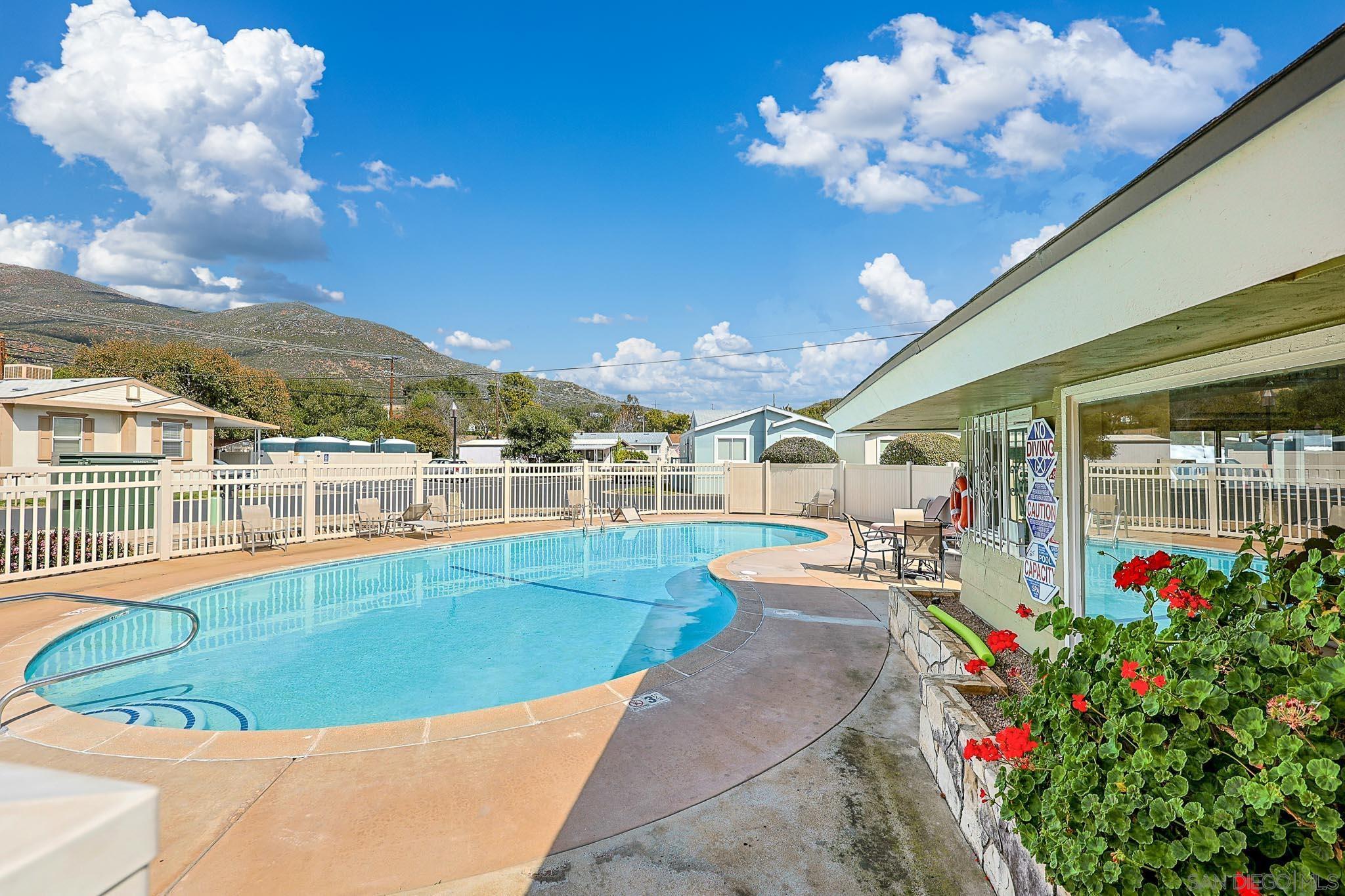 Detail Gallery Image 22 of 43 For 3505  Alpine Blvd  #SPC 11,  Alpine,  CA 91901 - 3 Beds | 2 Baths