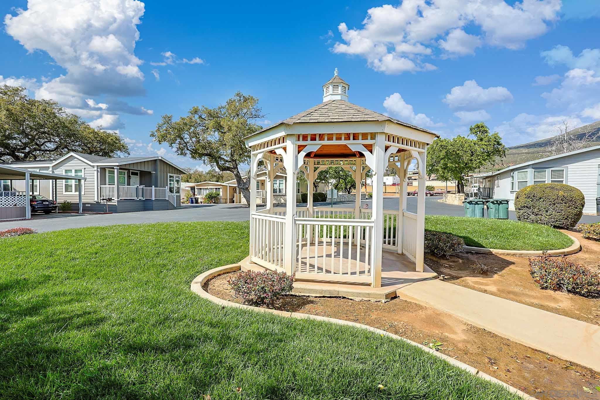 Detail Gallery Image 26 of 43 For 3505  Alpine Blvd  #SPC 11,  Alpine,  CA 91901 - 3 Beds | 2 Baths