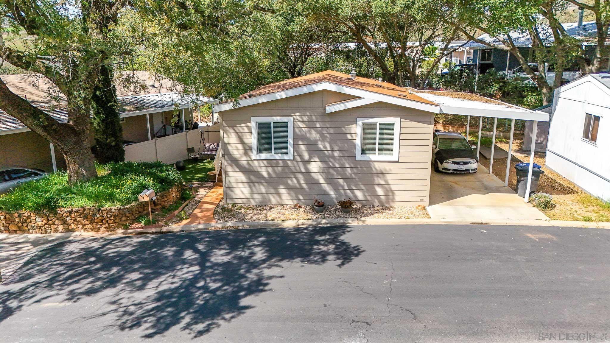 Detail Gallery Image 32 of 43 For 3505  Alpine Blvd  #SPC 11,  Alpine,  CA 91901 - 3 Beds | 2 Baths