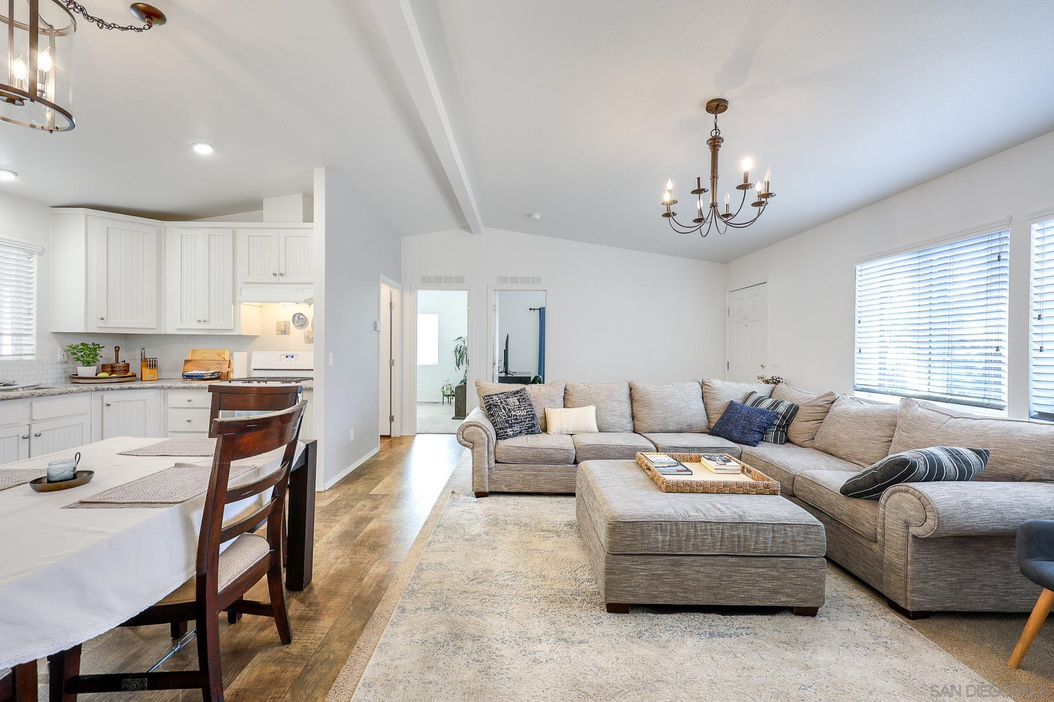 Detail Gallery Image 9 of 43 For 3505  Alpine Blvd  #SPC 11,  Alpine,  CA 91901 - 3 Beds | 2 Baths