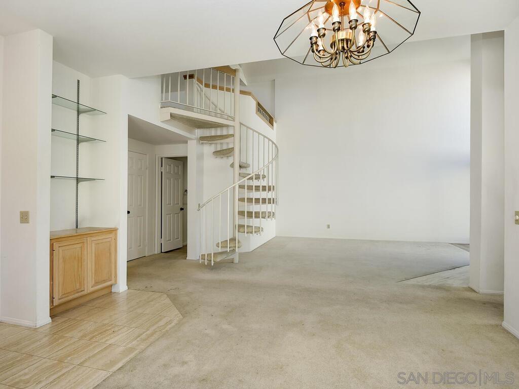 Detail Gallery Image 5 of 31 For 58  Aruba Bend, Coronado,  CA 92118 - 3 Beds | 2 Baths