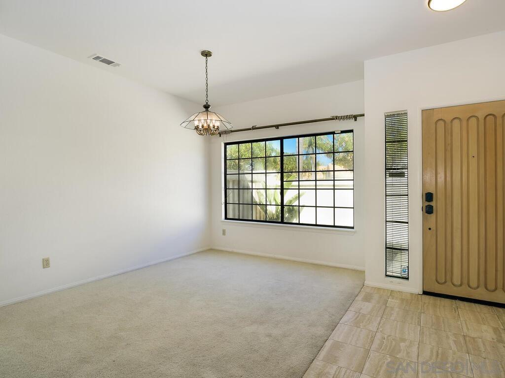 Detail Gallery Image 7 of 31 For 58  Aruba Bend, Coronado,  CA 92118 - 3 Beds | 2 Baths