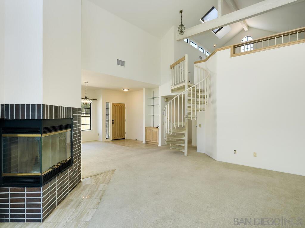 Detail Gallery Image 10 of 31 For 58  Aruba Bend, Coronado,  CA 92118 - 3 Beds | 2 Baths