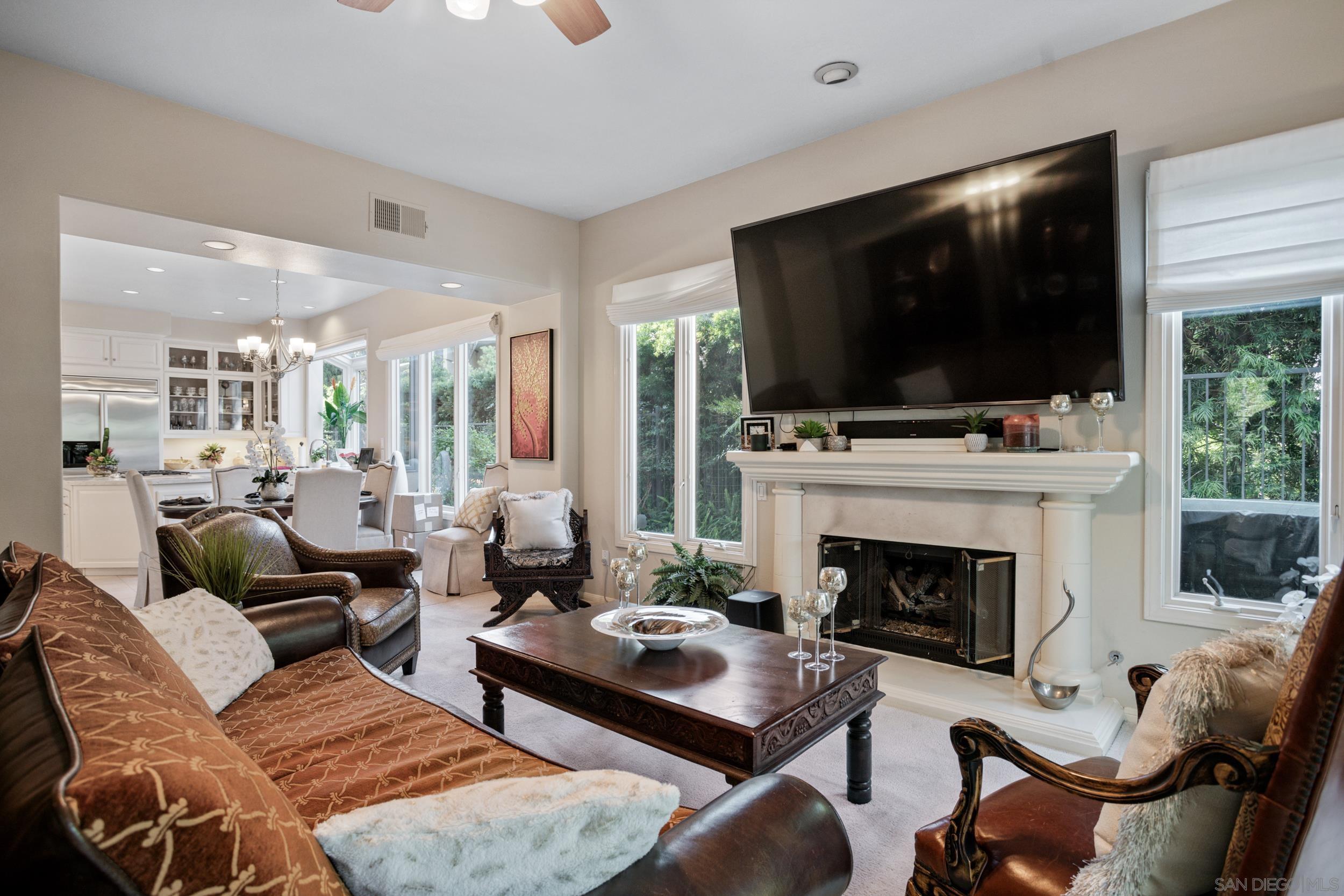 Detail Gallery Image 12 of 32 For 7132  Tern Place, Carlsbad,  CA 92011 - 4 Beds | 3/1 Baths