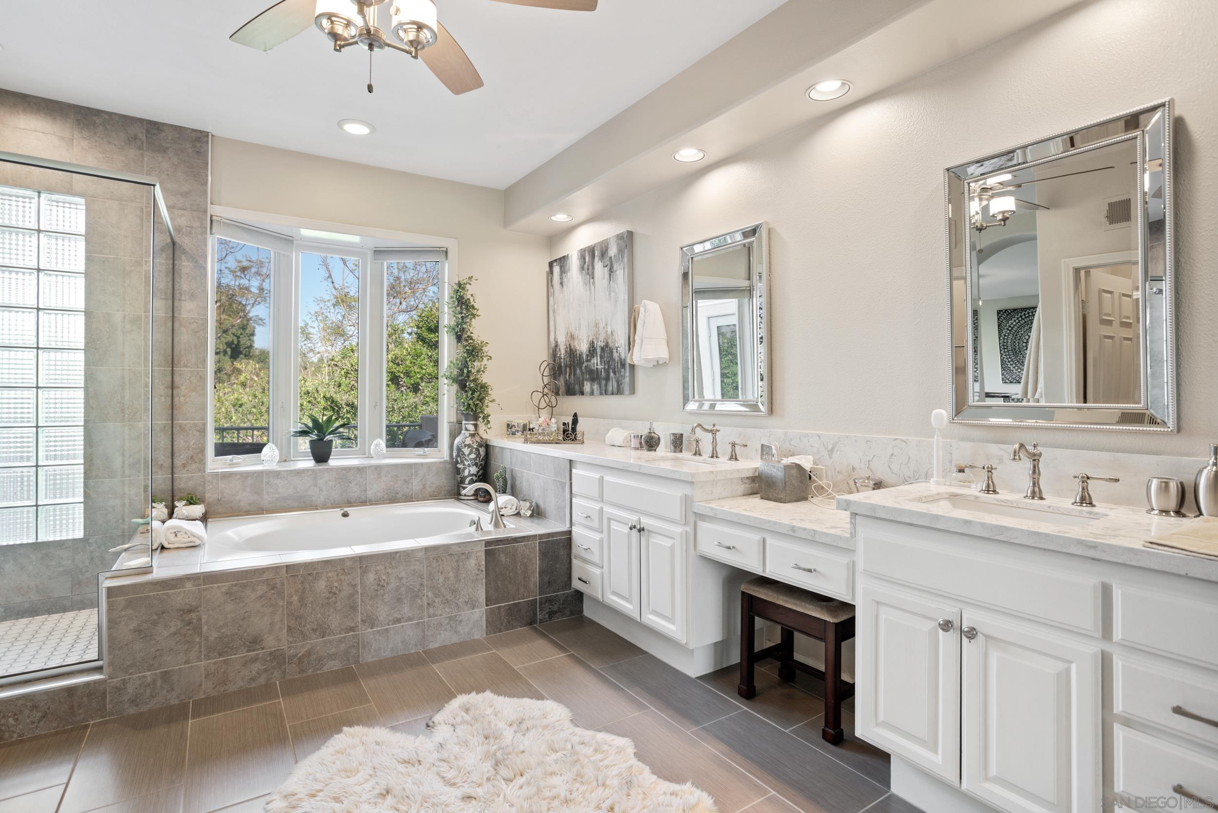 Detail Gallery Image 26 of 38 For 7132  Tern Place, Carlsbad,  CA 92011 - 4 Beds | 3/1 Baths