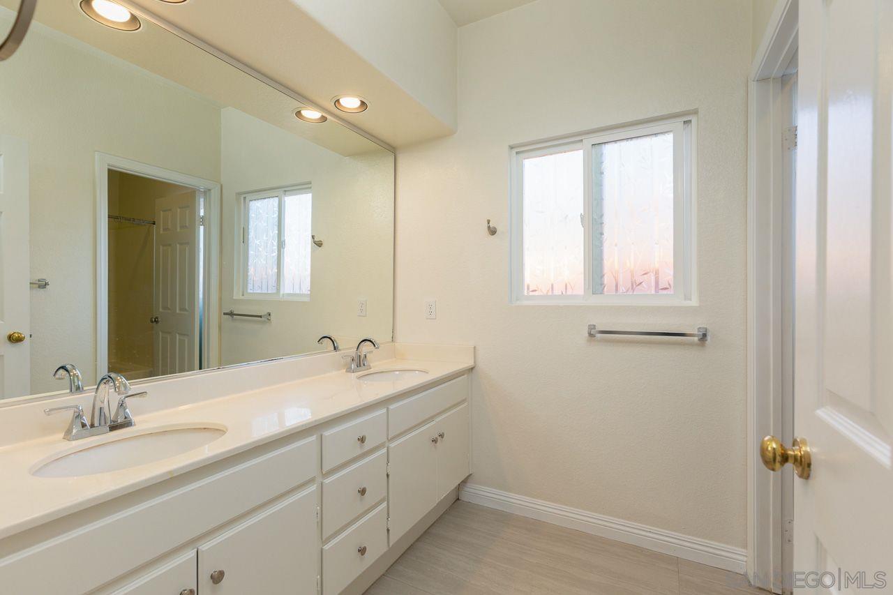 Detail Gallery Image 23 of 33 For 1217  Ridgegrove L, Escondido,  CA 92029 - 4 Beds | 2 Baths