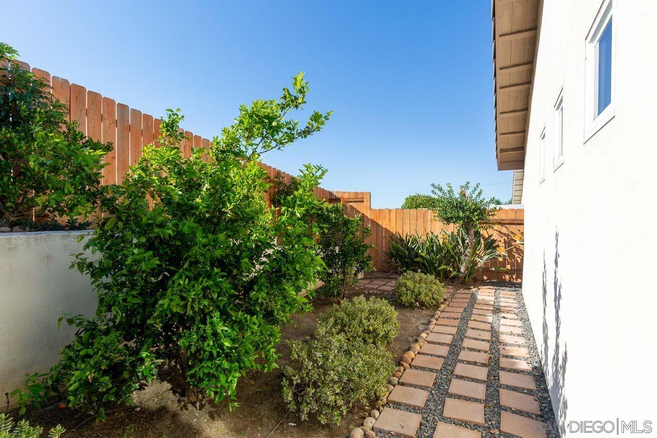 Detail Gallery Image 30 of 33 For 1217  Ridgegrove L, Escondido,  CA 92029 - 4 Beds | 2 Baths