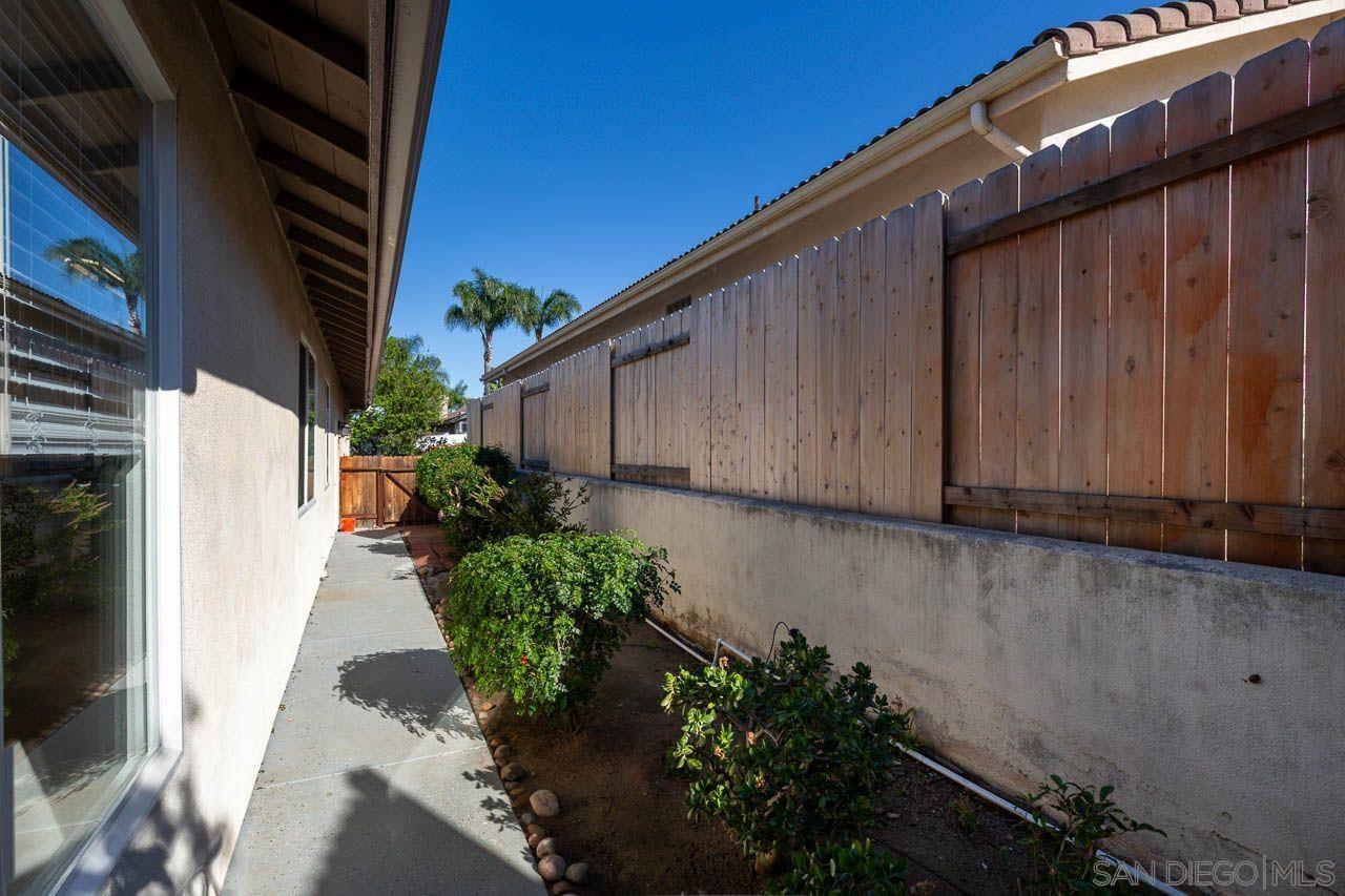 Detail Gallery Image 31 of 33 For 1217  Ridgegrove L, Escondido,  CA 92029 - 4 Beds | 2 Baths