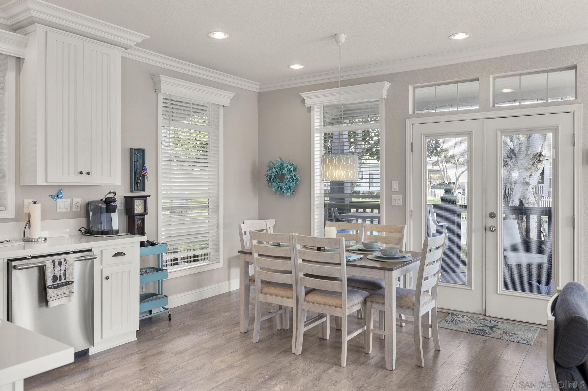 Detail Gallery Image 11 of 57 For 7313  Santa Barbara St  #294,  Carlsbad,  CA 92011 - 3 Beds | 2 Baths