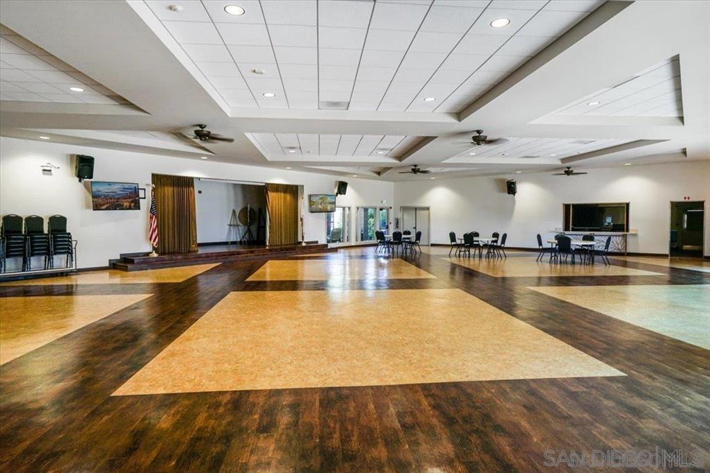 Detail Gallery Image 46 of 57 For 7313  Santa Barbara St  #294,  Carlsbad,  CA 92011 - 3 Beds | 2 Baths