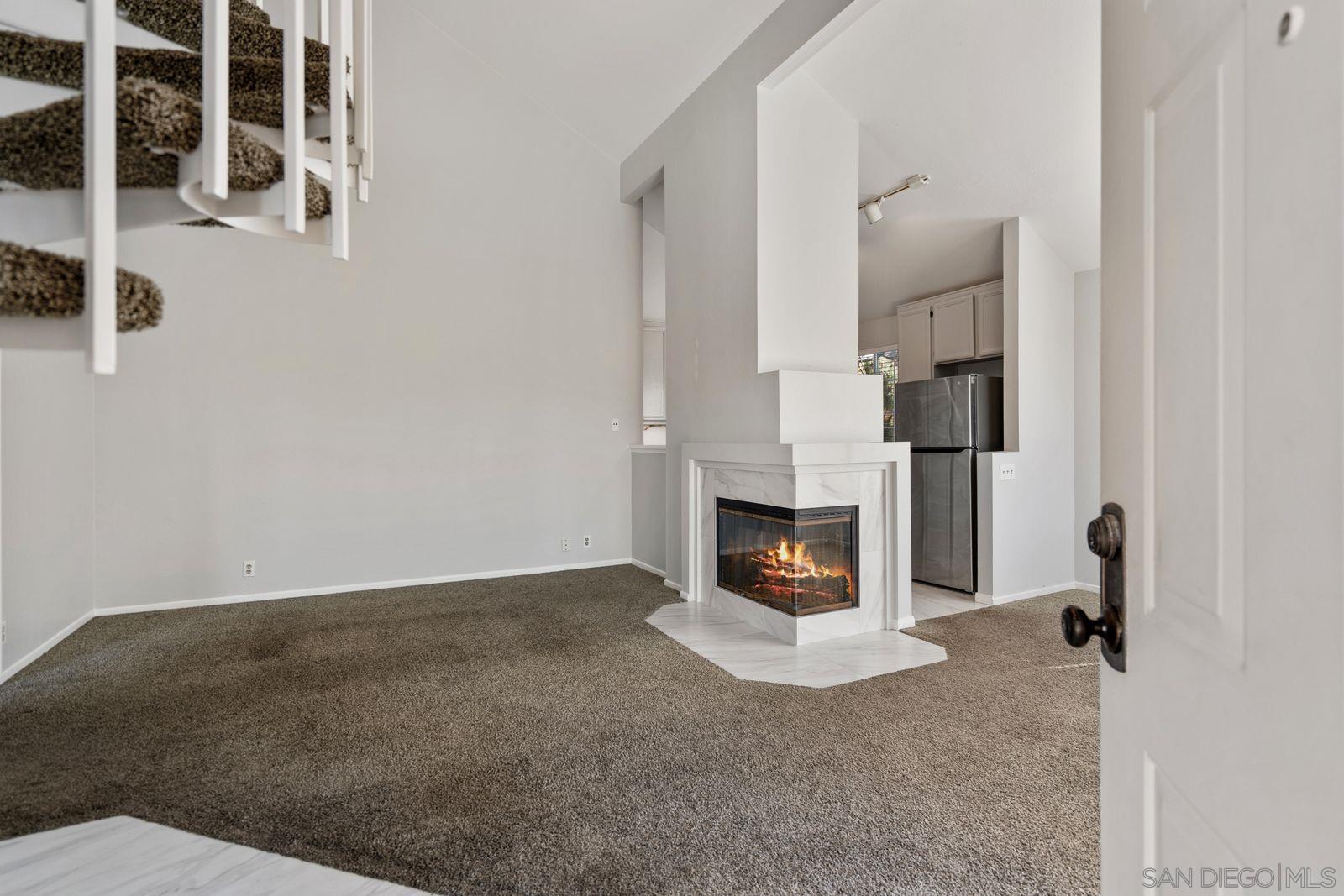 Detail Gallery Image 6 of 33 For 7330  Calle Cristobal  #88,  San Diego,  CA 92126 - 3 Beds | 2 Baths