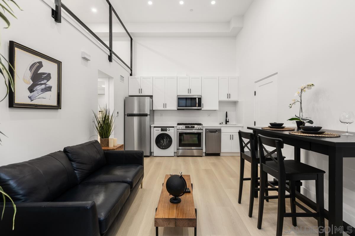 Detail Gallery Image 17 of 28 For 5727  Lauretta St, San Diego,  CA 92110 - – Beds | – Baths