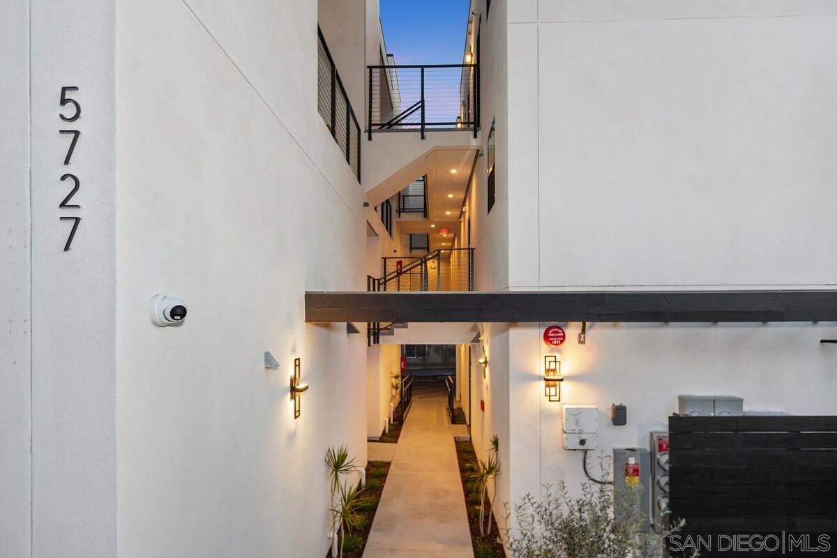 Detail Gallery Image 23 of 28 For 5727  Lauretta St, San Diego,  CA 92110 - – Beds | – Baths