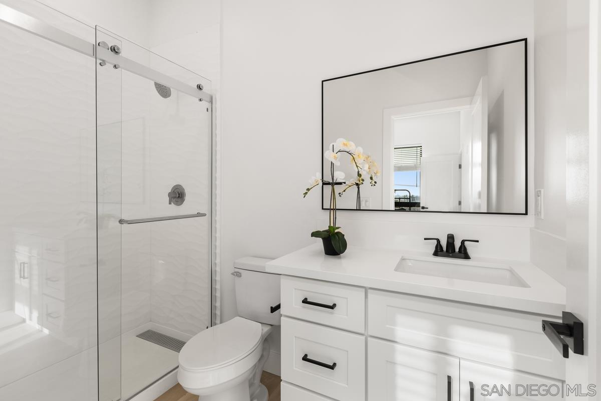 Detail Gallery Image 10 of 28 For 5727  Lauretta St, San Diego,  CA 92110 - – Beds | – Baths