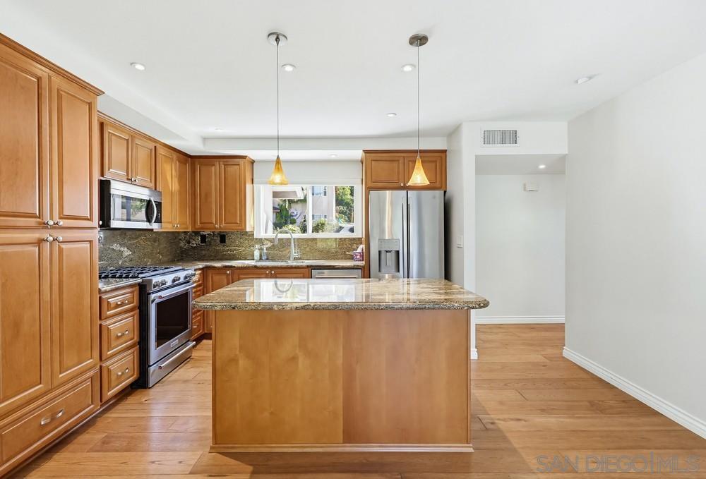 Detail Gallery Image 16 of 57 For 7228  Wembley, San Diego,  CA 92120 - 4 Beds | 2 Baths